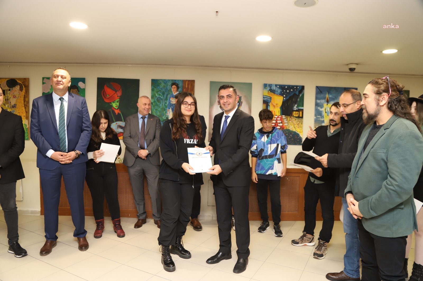 KARTAL BELEDİYESİ SANAT AKADEMİSİ ÖĞRENCİLERİNDEN MEZUNİYET SERGİSİ