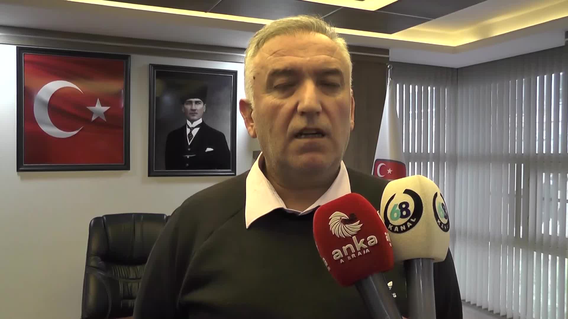 AKSARAY DAMIZLIK SIĞIR YETİŞTİRİCİLER BİRLİĞİ BAŞKANI KAYAN: "DEVLETİMİZ NASIL ETİ, SÜTÜ SABİT TUTMAYA ÇALIŞIYORSA YEM FİYATLARINI DA SABİT TUTSUN"