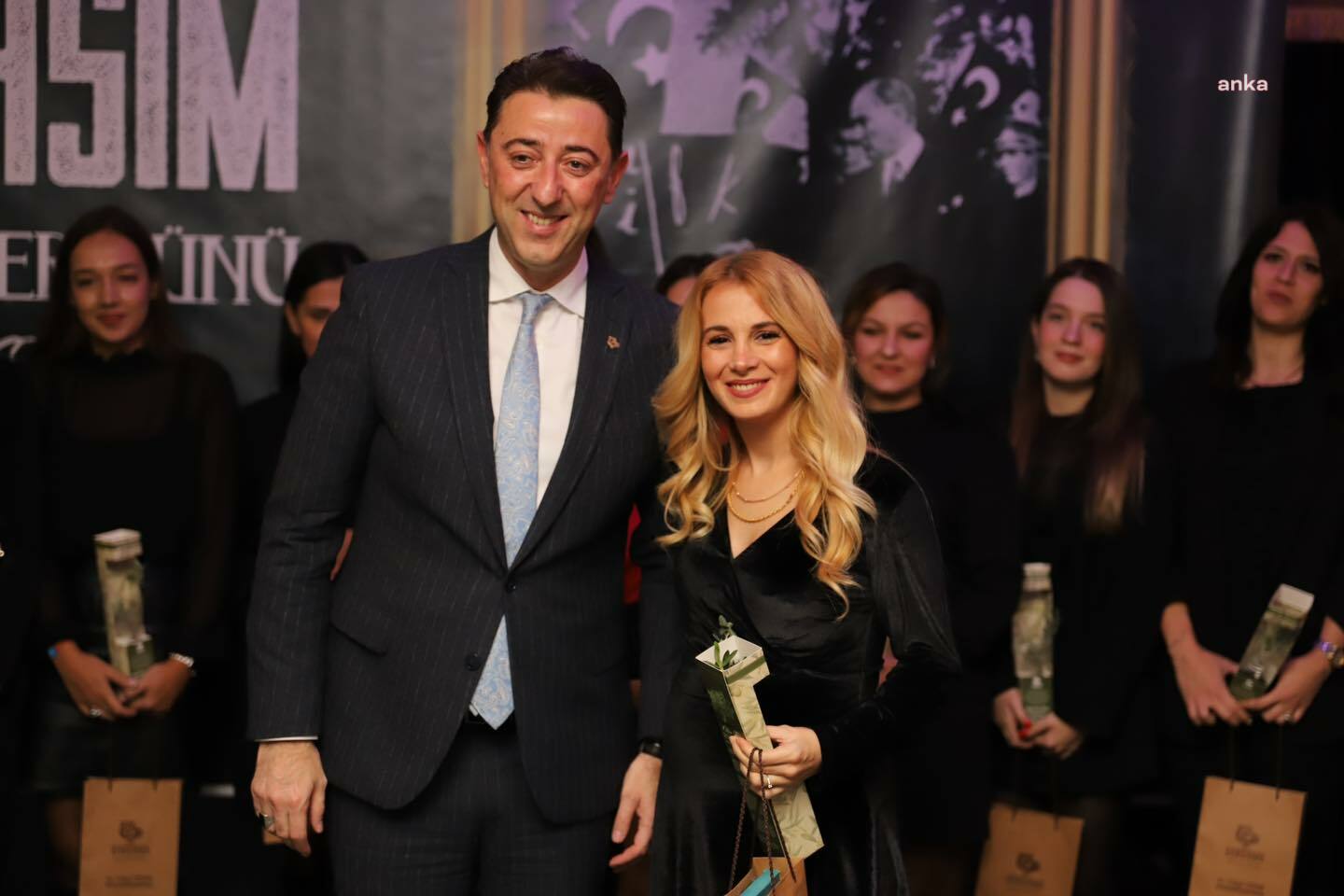 BANDIRMA BELEDİYE BAŞKANI TOSUN, ÖĞRETMENLERLE BİR ARAYA GELDİ