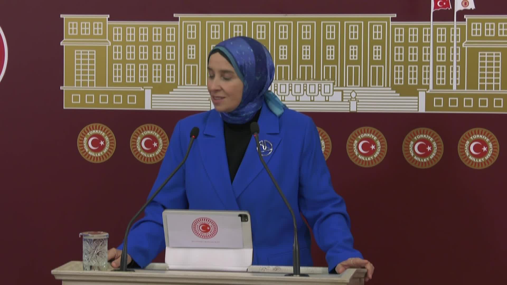 DEVA PARTİLİ ELİF ESEN: “İSTİYORUZ Kİ ÜLKEMİZİ, İLİMİZİ, İLÇEMİZİ YÖNETEN KURULLARDA DAHA ÇOK KADIN OLSUN”