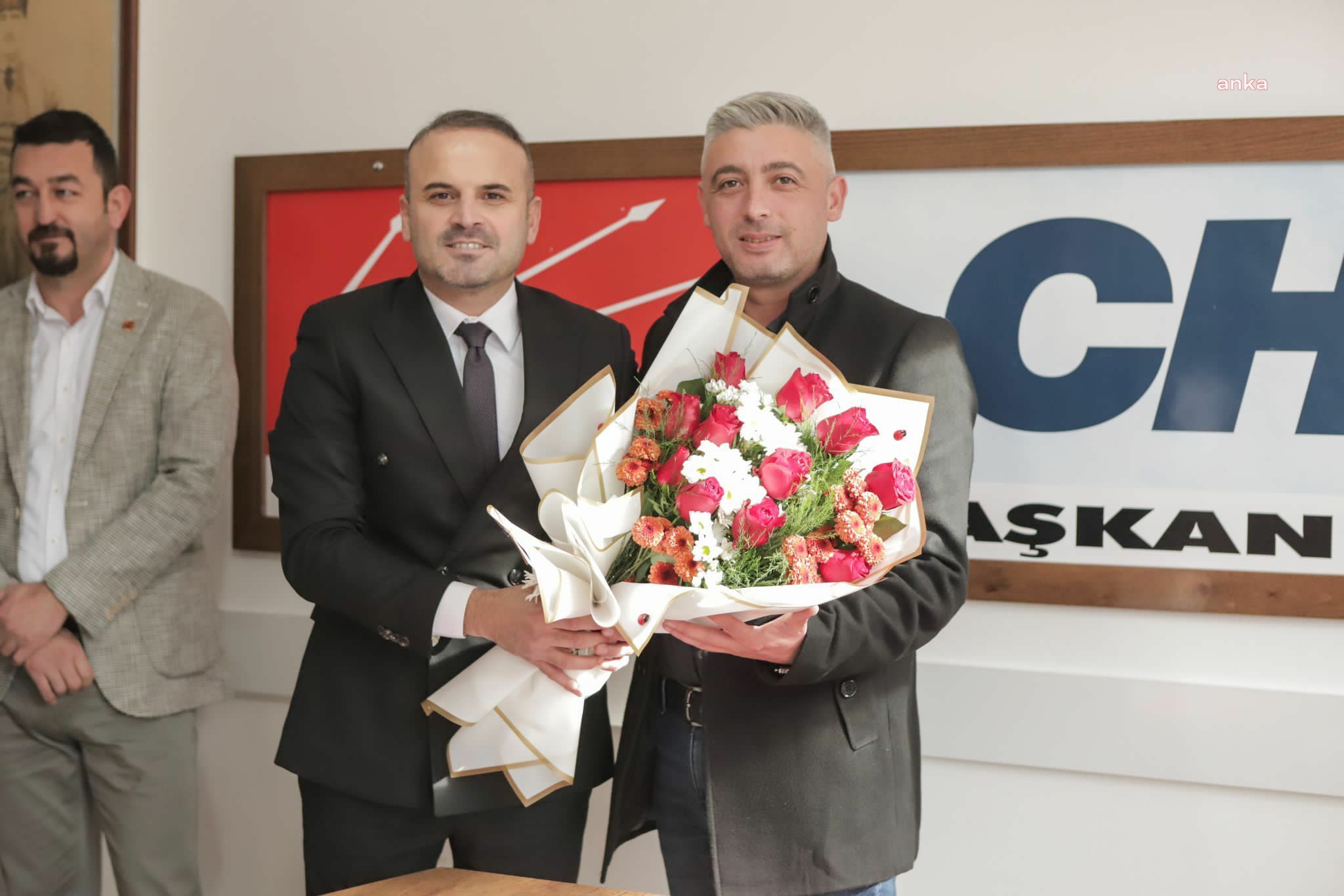 İŞ İNSANI MECİT ÖZKAN, ULA BELEDİYE BAŞKANLIĞI İÇİN ADAY ADAYI OLDU
