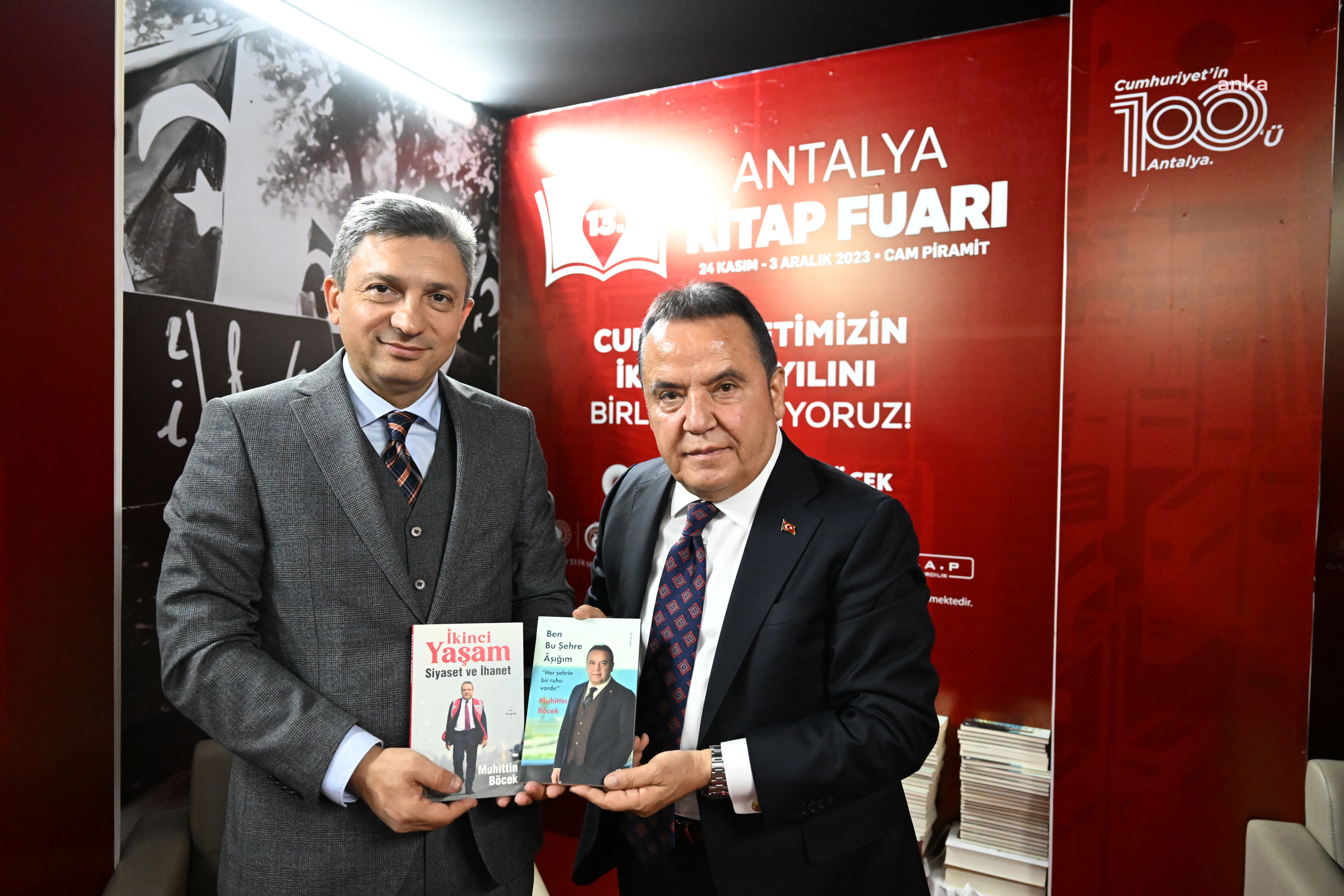 13. ANTALYA KİTAP FUARI’NA VALİ ŞAHİN’DEN ZİYARET