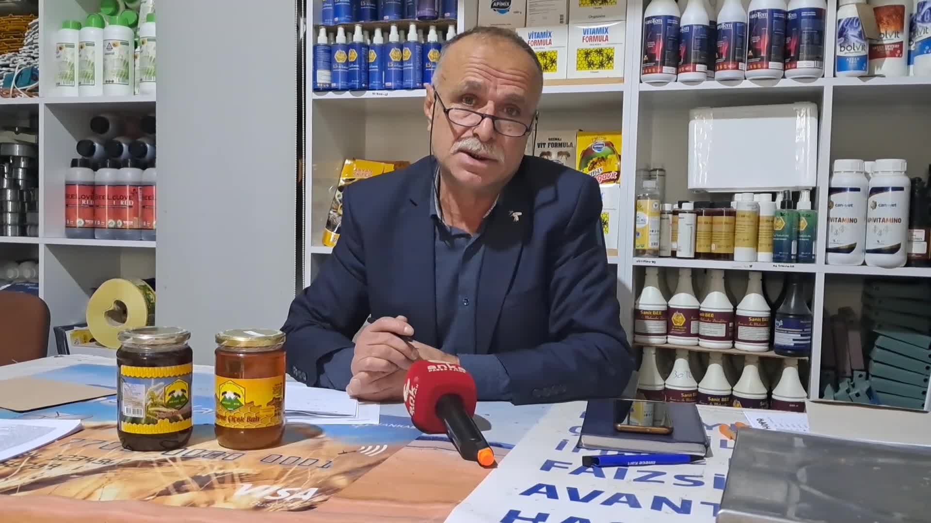 ARTVİN ARICILAR BİRLİK BAŞKANI DURMUŞ: "BU SENE ÜRÜN ANLAMINDA ÇOK BERBAT GEÇTİ"