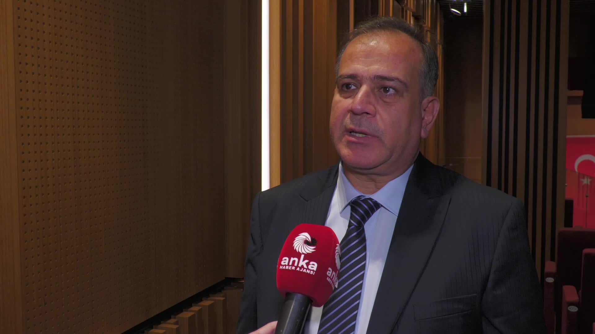 HATAY BAROSU BAŞKANI AÇIKALIN’DAN “KENTSEL DÖNÜŞÜM YASASI” TEPKİSİ: “YASA KOYARKEN İDARECİLERE SINIRSIZ YETKİLER TANINMAMASINI DİLİYORUZ”