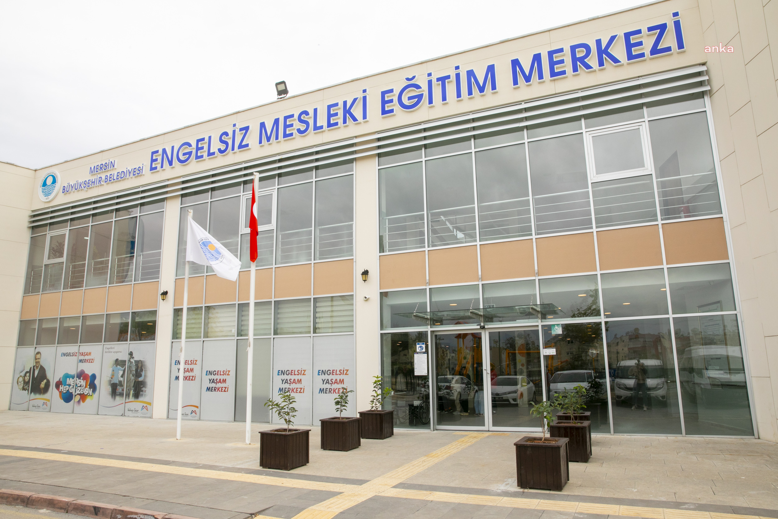 ÖZEL BİREYLER, MERSİN BÜYÜKŞEHİR İLE ENGEL TANIMIYOR