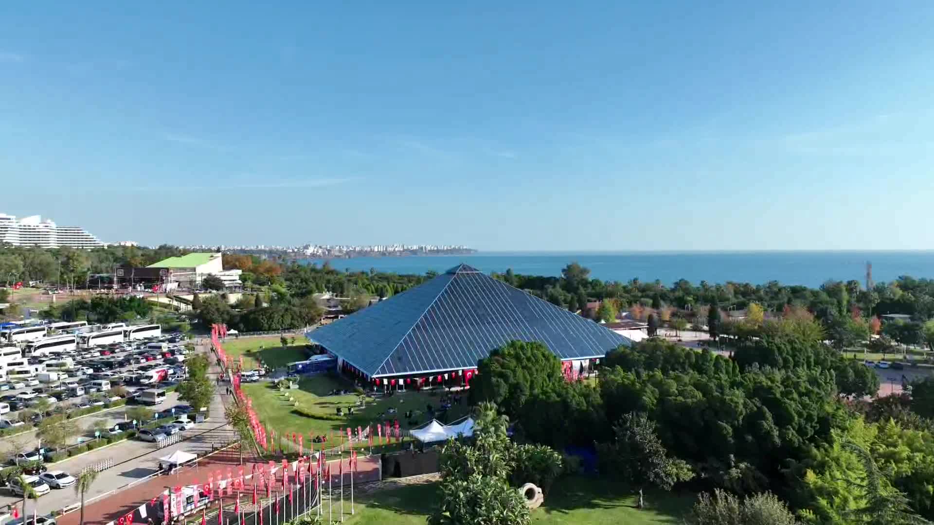 ANTALYA KİTAP FUARI’NDA MÜZİKAL SÖYLEŞİ