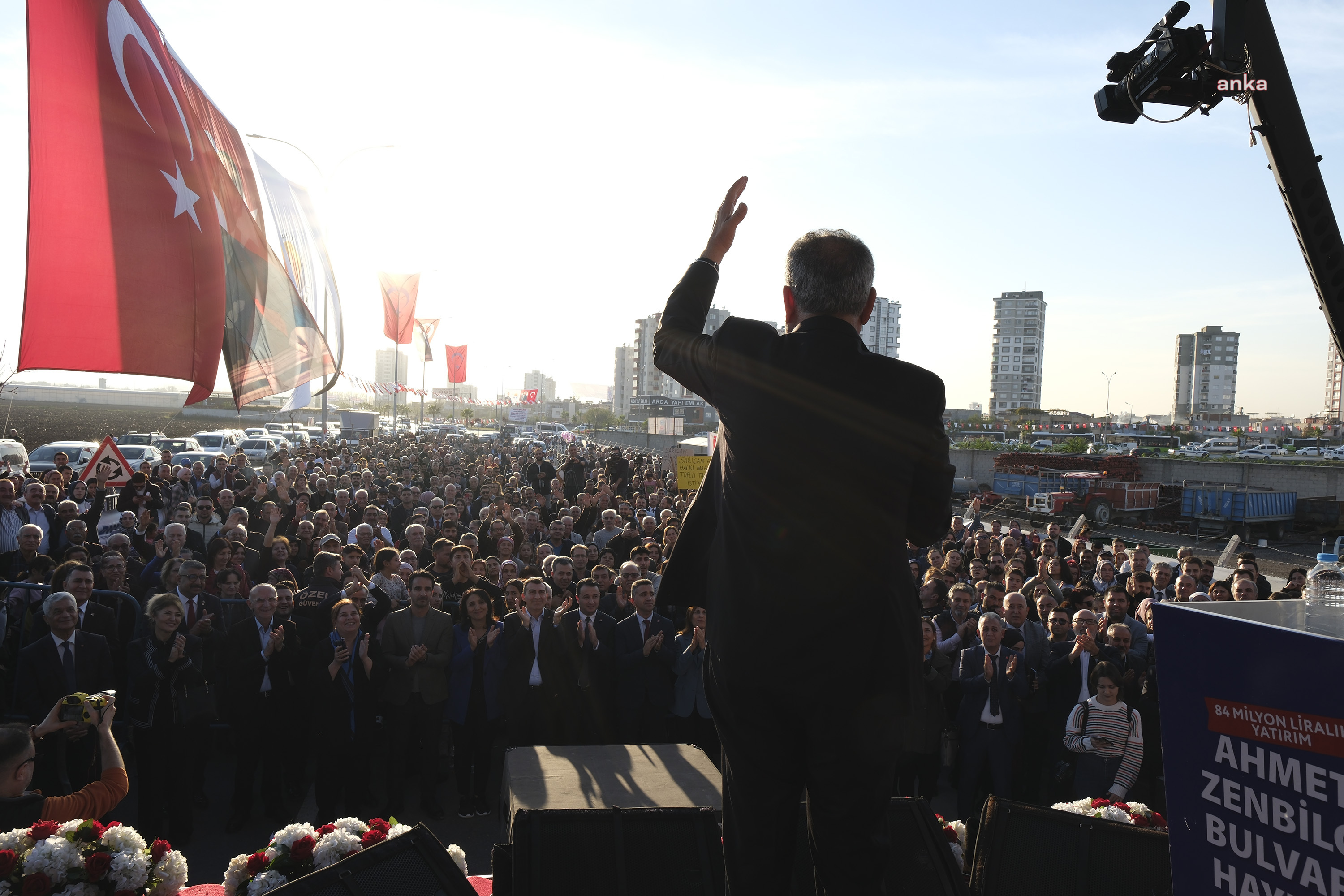 AHMET ZENBİLCİ BULVARI AÇILDI, ADANALILAR MURAT KEKİLLİ KONSERİYLE COŞTU