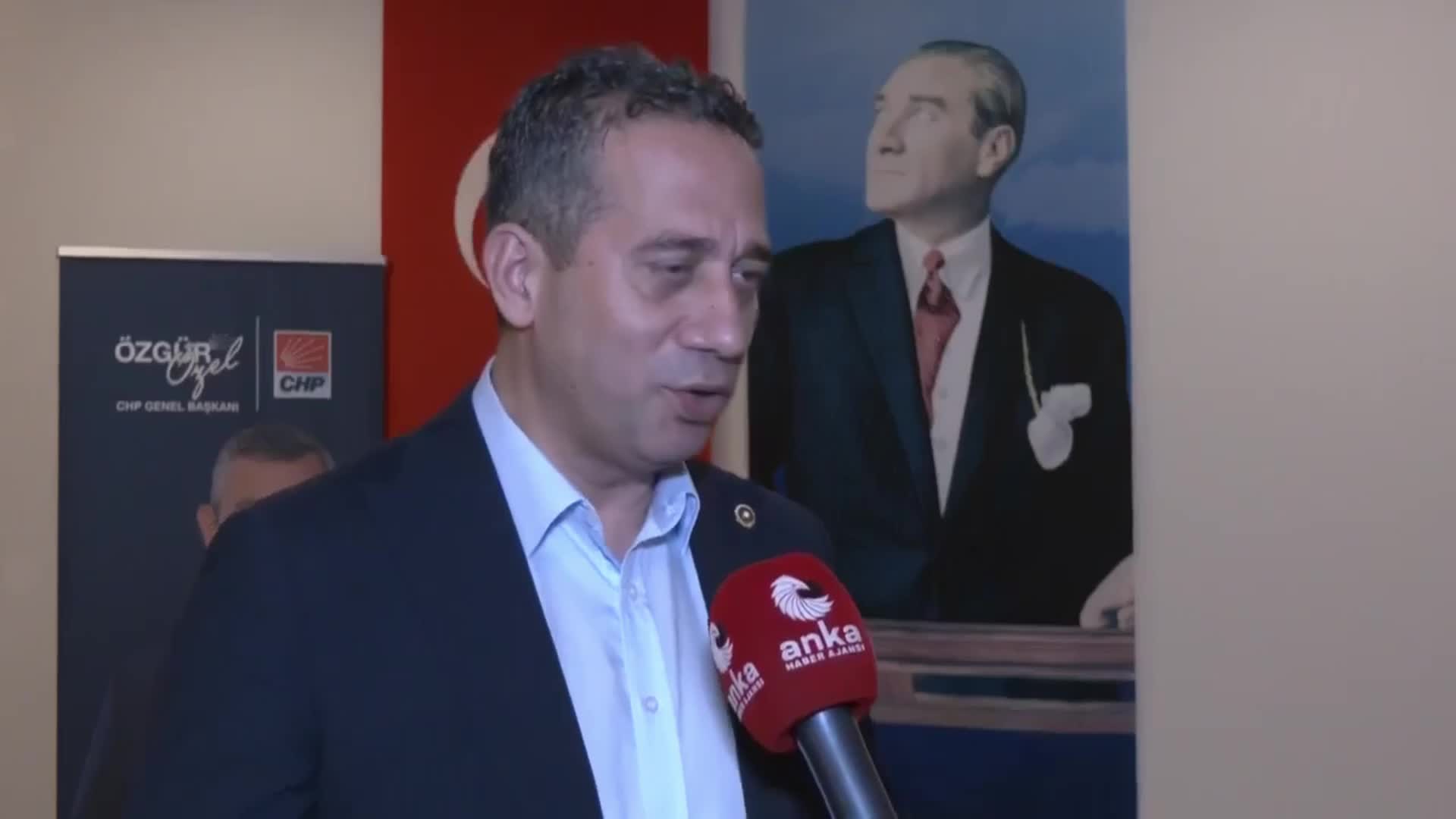 ALİ MAHİR BAŞARIR'DAN ANAYASA DEĞİŞİKLİĞİ YORUMU: "SİSTEMİN TÜRKİYE'Yİ YOKSULLUĞA VE ADALETSİZLİĞE SÜRÜKLEDİĞİ BİR GERÇEK. NEYİNİ KONUŞALIM BUNUN?"