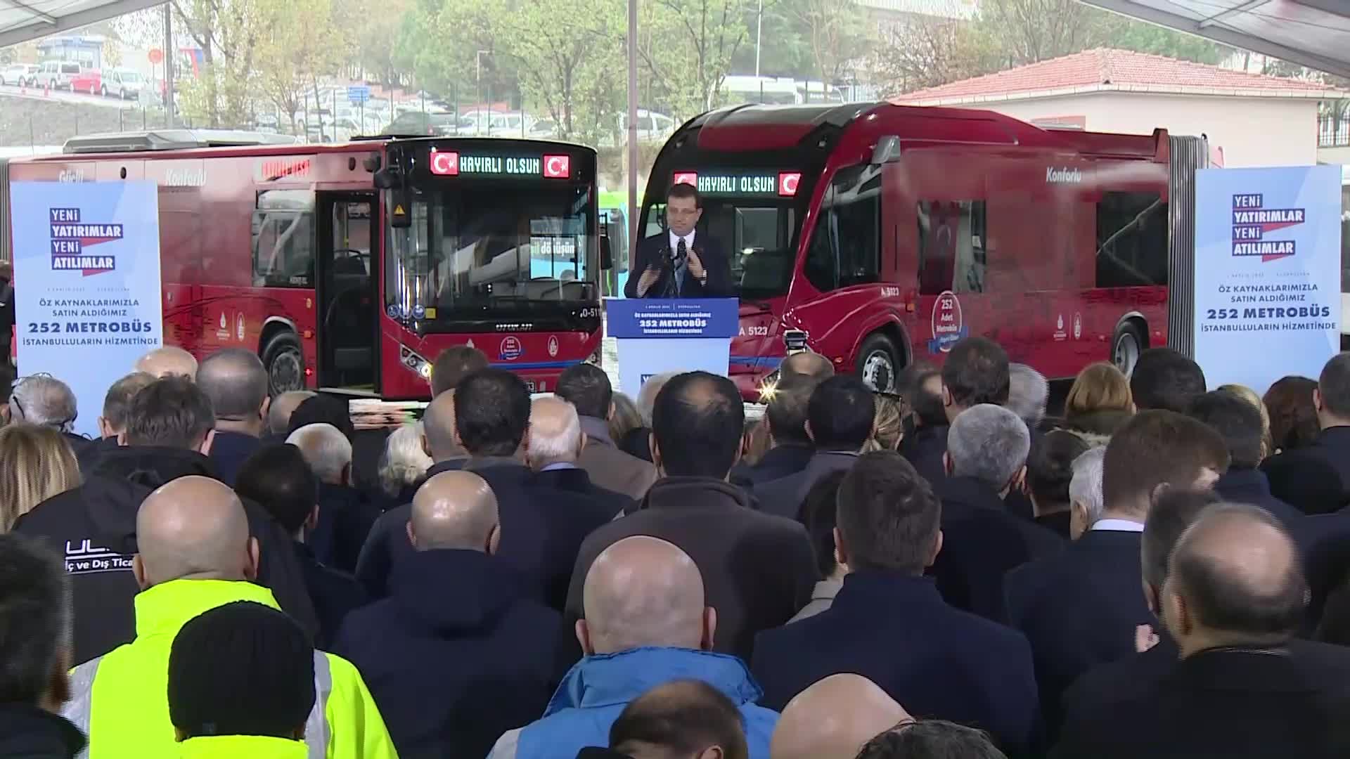 İMAMOĞLU: “İSTANBULLULARIN, 2019’DA CEZALANDIRDIĞI BOŞ YERE İNSANLARI LEKELEYEREK POLİTİKA, SİYASET YAPAN ZİHNİYETİ, 2024’TE DAİMİ OLARAK BU ŞEHRİN TARİHİNDEN SİLECEĞİNİ DÜŞÜNÜYORUM”