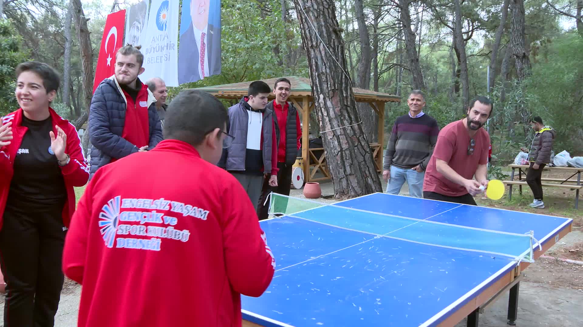 ANTALYA BÜYÜKŞEHİR GENÇLİK KAMPI ÖZEL MİSAFİRLERİNİ AĞIRLADI