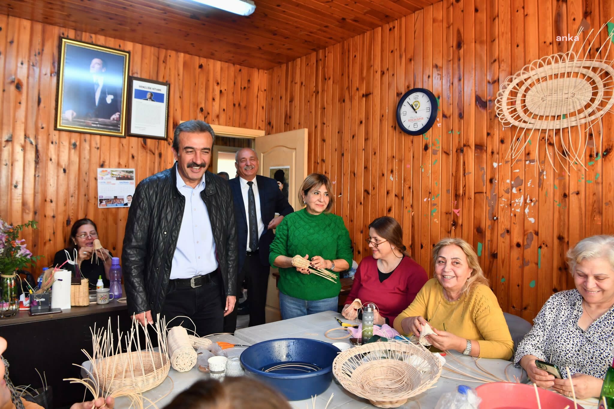 ÇUKUROVALI KADINLAR MESLEK SAHİBİ OLUYOR
