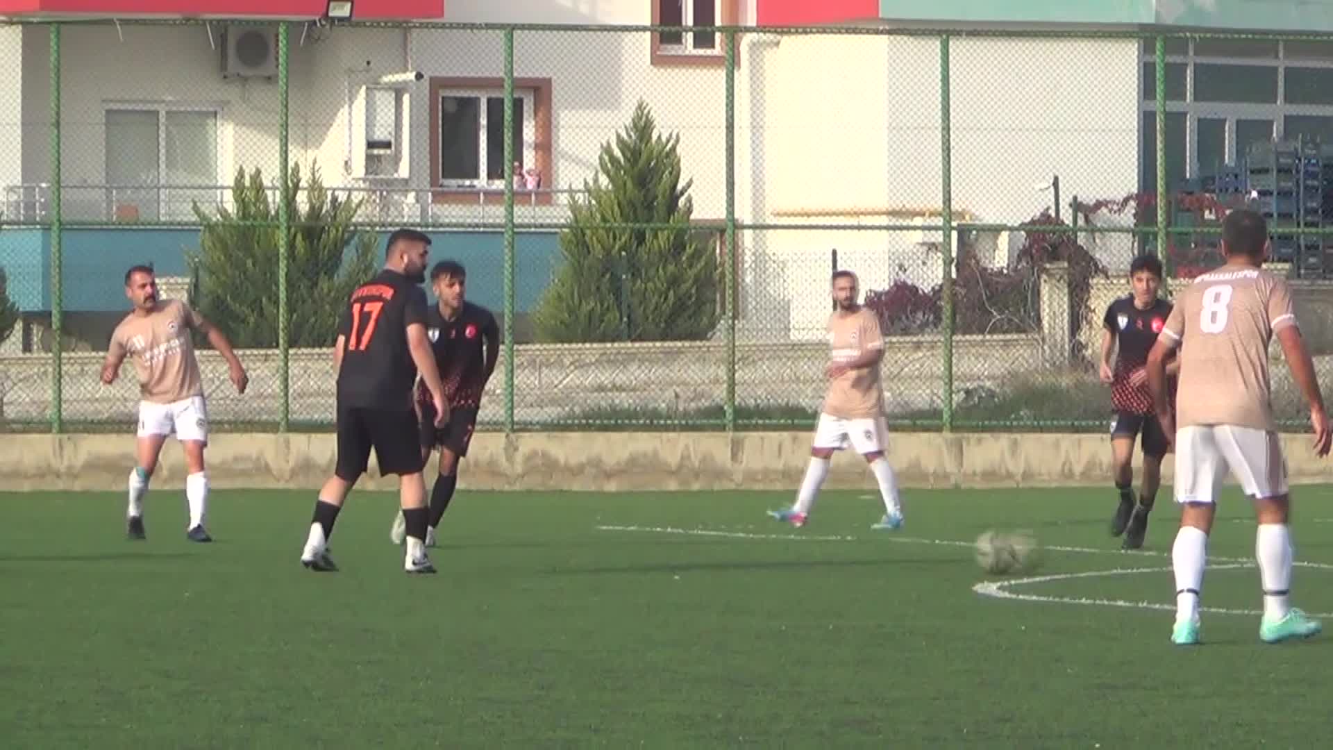 LİSANS PARASI ALMAYA BAŞLAYAN FUTBOL FEDERASYONU’NA AMATÖR SAVRUN SPOR BAŞKANI ÇITIRIK’TAN TEPKİ: YERİ GELİYOR MAÇLARDA SU ALACAK PARAMIZ OLMUYOR