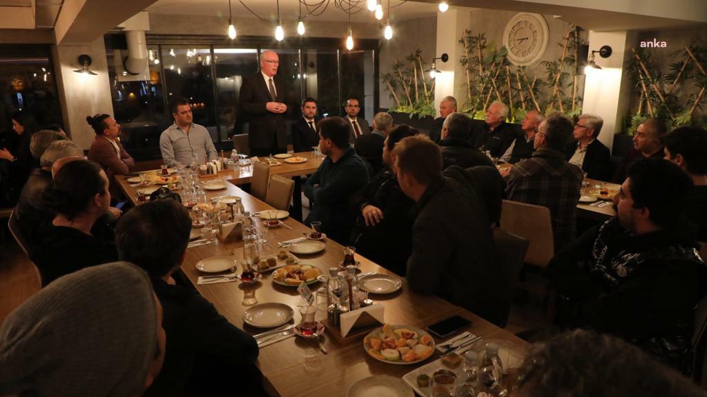 ODUNPAZARI BELEDİYE BAŞKANI KURT VİŞNELİK ESNAFI İLE BULUŞTU