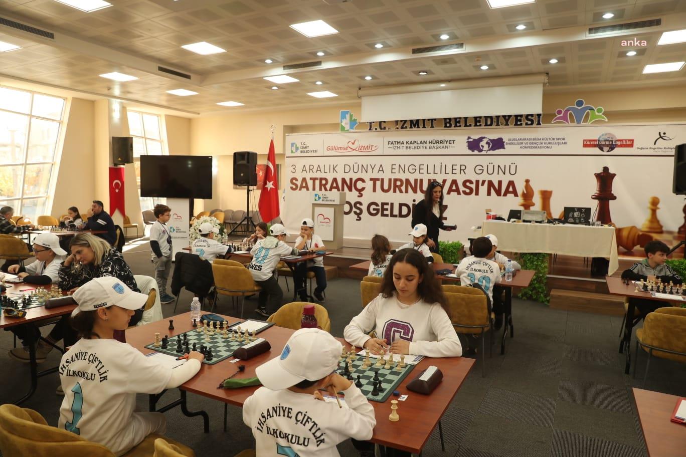 İZMİT BELEDİYESİ 3 ARALIK DÜNYA ENGELLİLER GÜNÜ'NDE ÖDÜLLÜ SATRANÇ TURNUVASINA EV SAHİPLİĞİ YAPTI