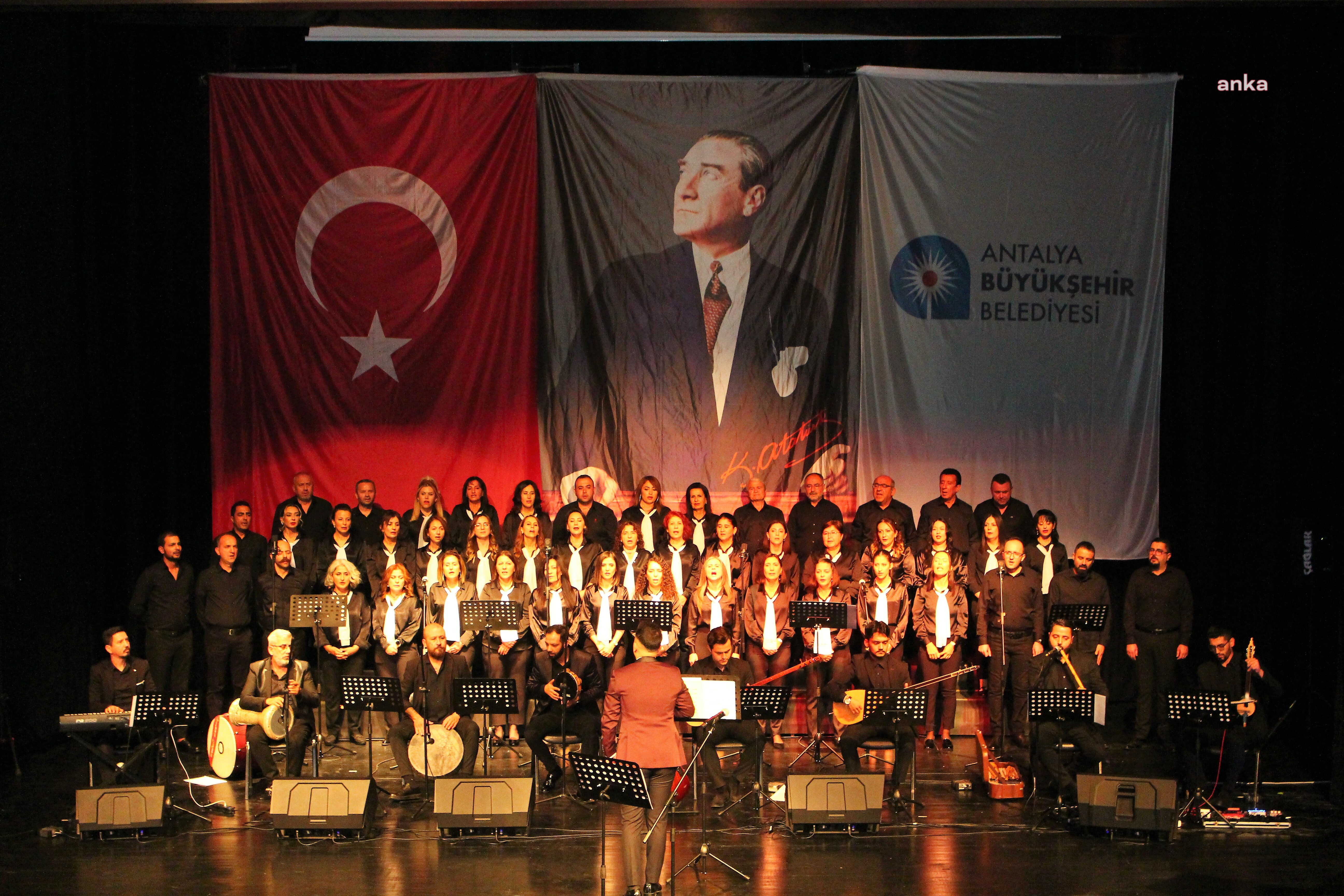GAZİPAŞA TÜRK HALK MÜZİĞİ KOROSU KONSERİNE YOĞUN İLGİ