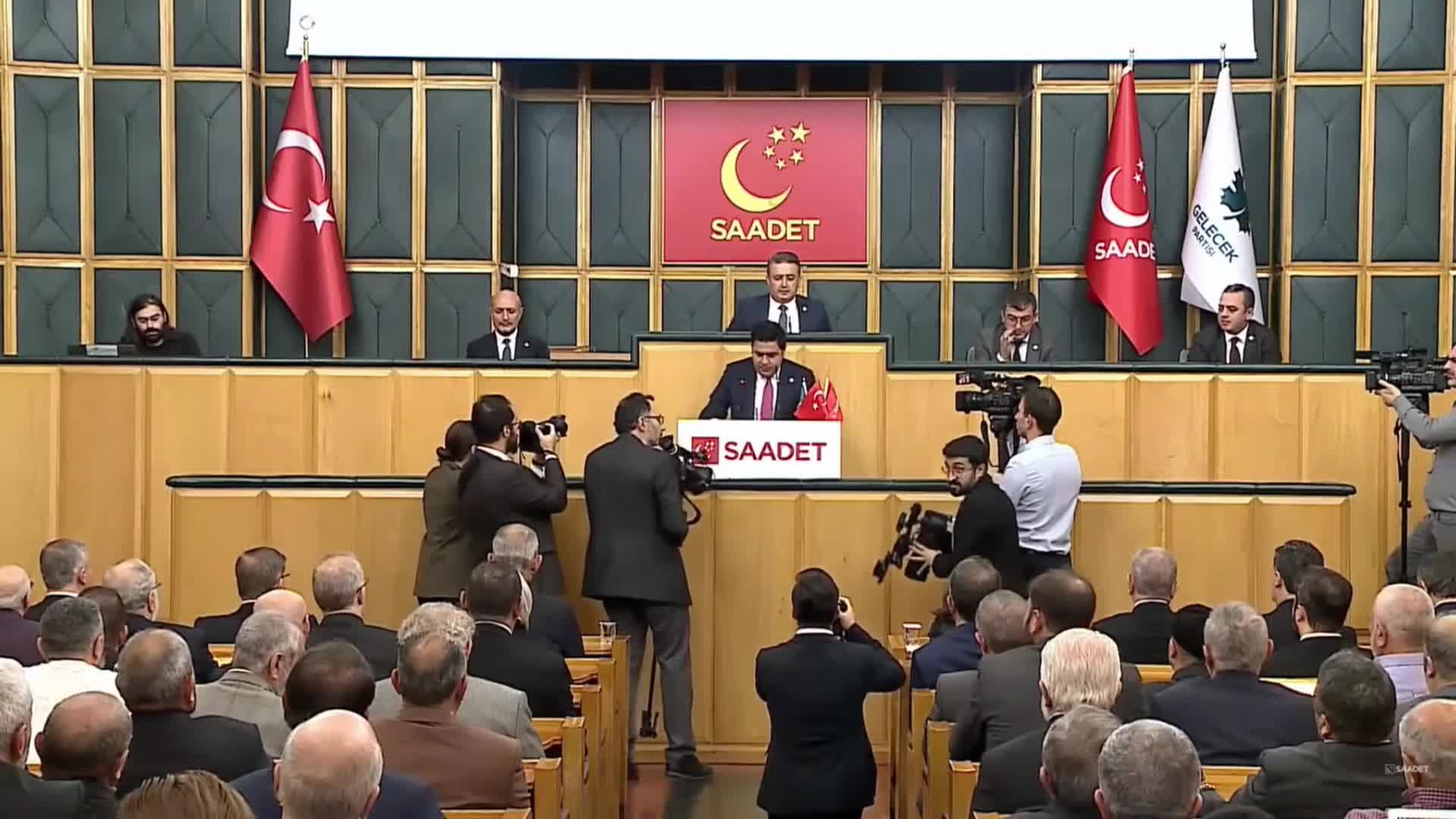 BÜLENT KAYA: 31 MART'TA AK PARTİ'NİN AMPULÜNÜ SÖNDÜRMEKLE BU ÜLKEDE TASARRUFA BAŞLAYABİLİRİZ