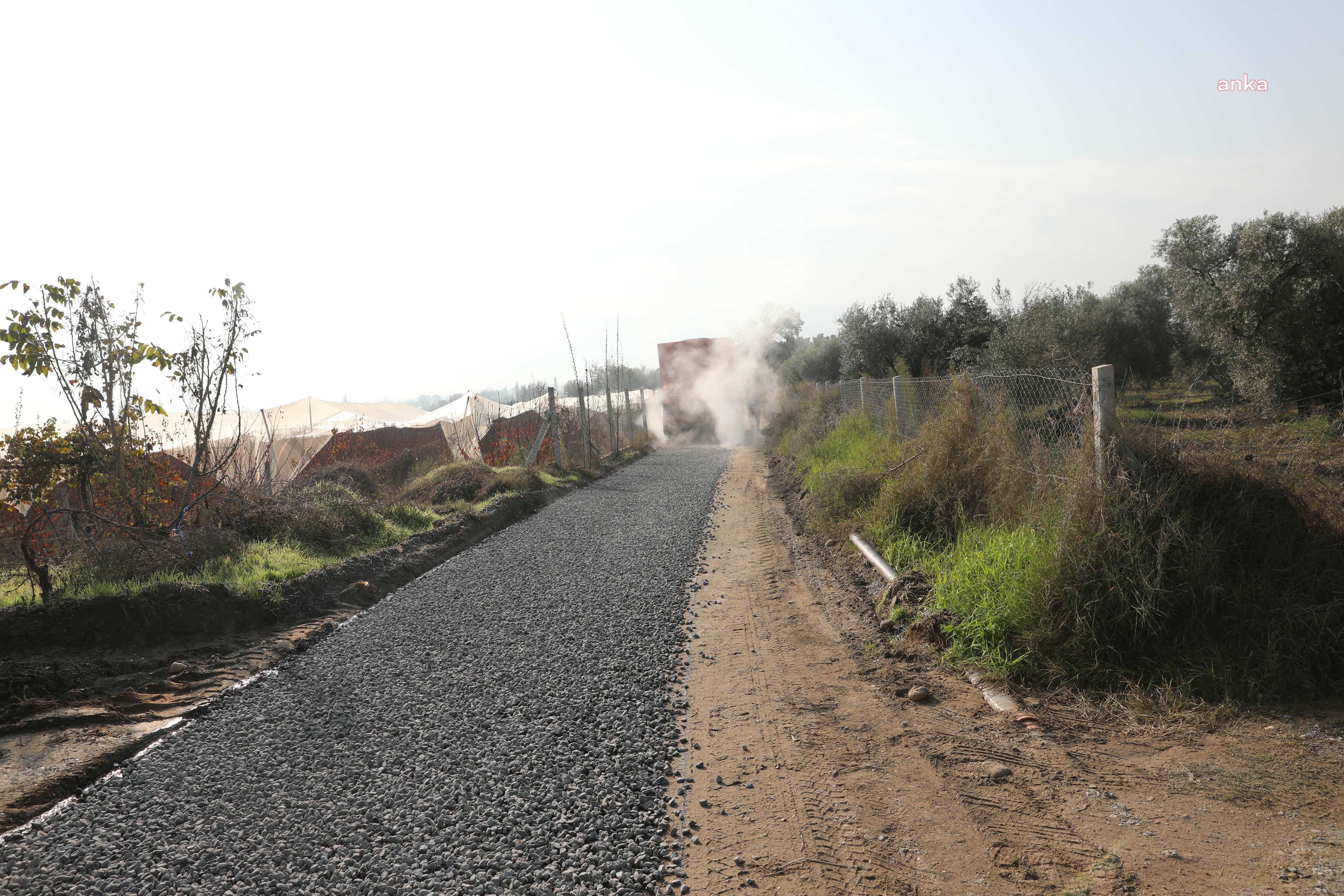 EFELER BELEDİYESİ YOL YENİLEME ÇALIŞMALARINI SÜRDÜRÜYOR
