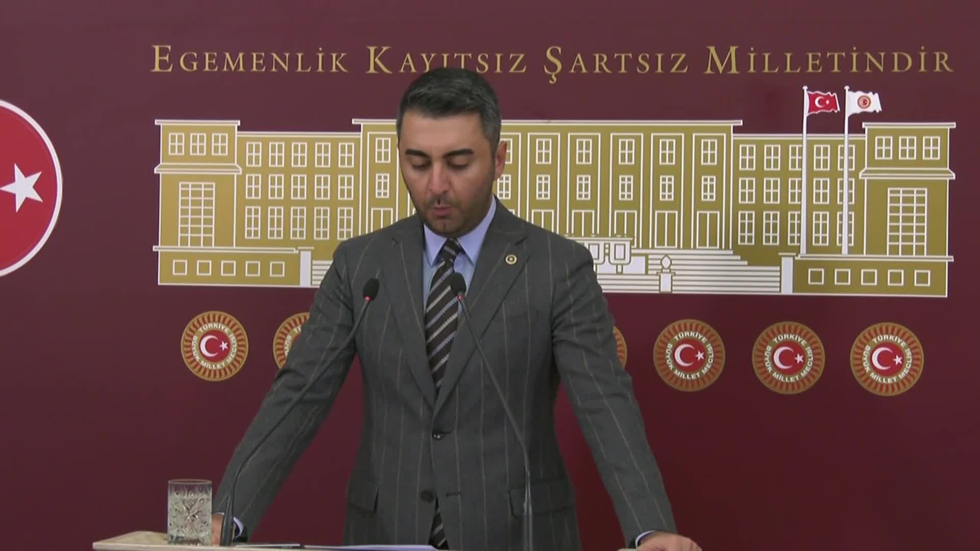 AVŞAR'DAN AKP'YE REZERV YAPI ALANI TEPKİSİ: "BU KADAR GENİŞ YETKİYE İHTİYACINIZ YOKSA BU MADDEYİ AFETE KARŞI DİRENÇLİ OLMAYAN YAPI STOĞU VE KAMU ARAZİLERİYLE SINIRLANDIRALIM"