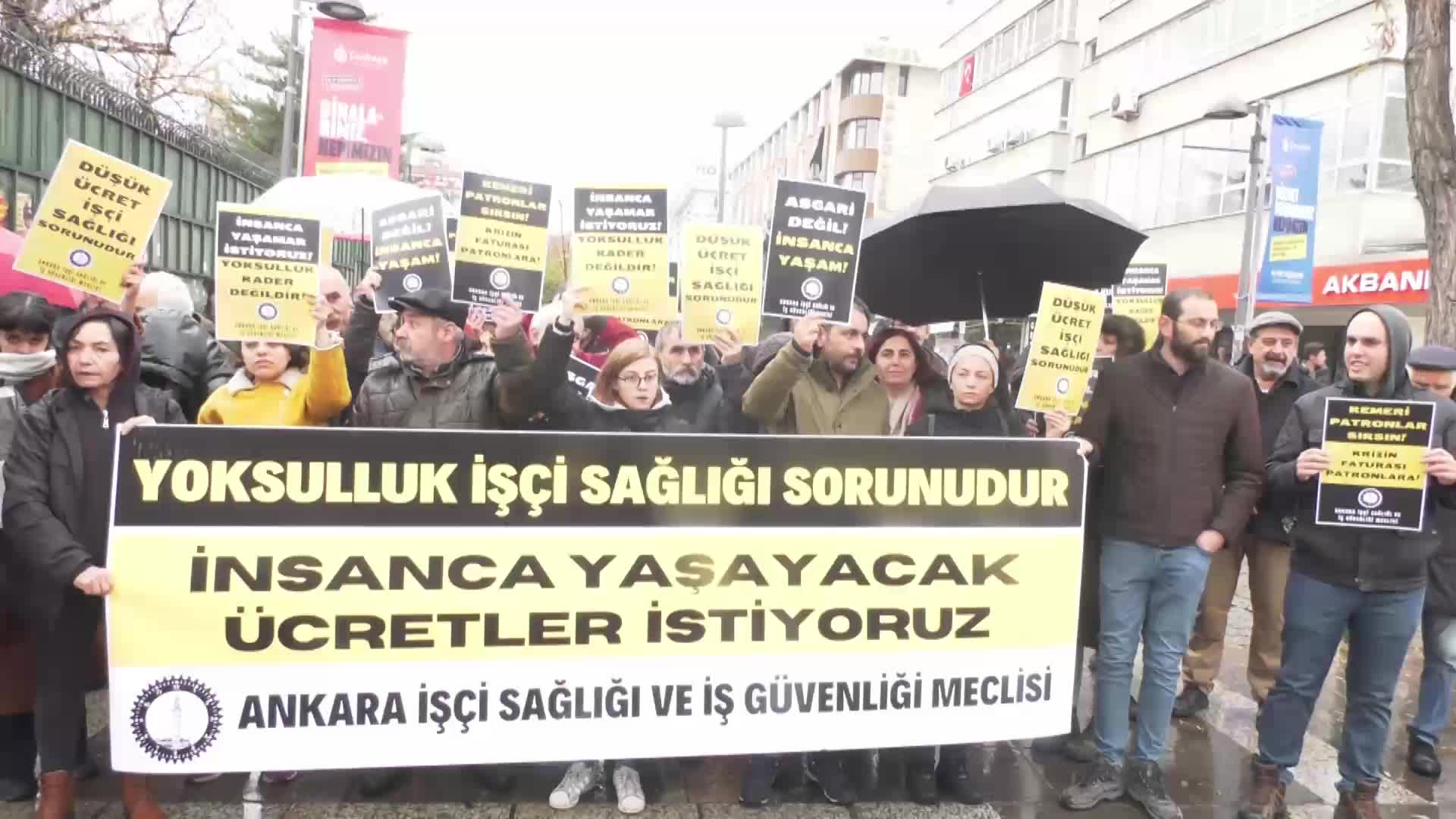 ANKARA İŞÇİ SAĞLIĞI VE İŞ GÜVENLİĞİ MECLİSİ'NDEN 'ASGARİ ÜCRET' AÇIKLAMASI: "ASGARİ ÜCRET TESPİT KOMİSYONU, İŞÇİLERİ VE EMEKÇİ HALKIMIZI TEMSİL ETMEMEKTEDİR"