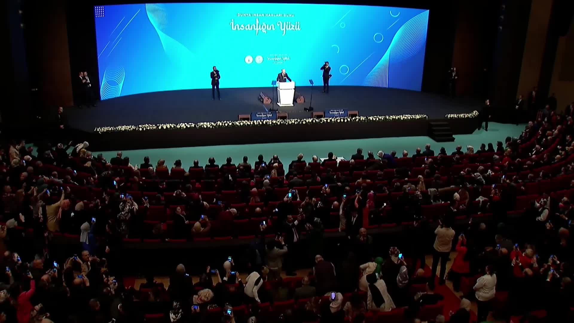 ERDOĞAN'DAN ABD'NİN GAZZE İÇİN ATEŞKES KARAR TASARISINI VETOSUNA TEPKİ: "EY AMERİKA, BUNUN HESABINI NASIL VERECEKSİN?"