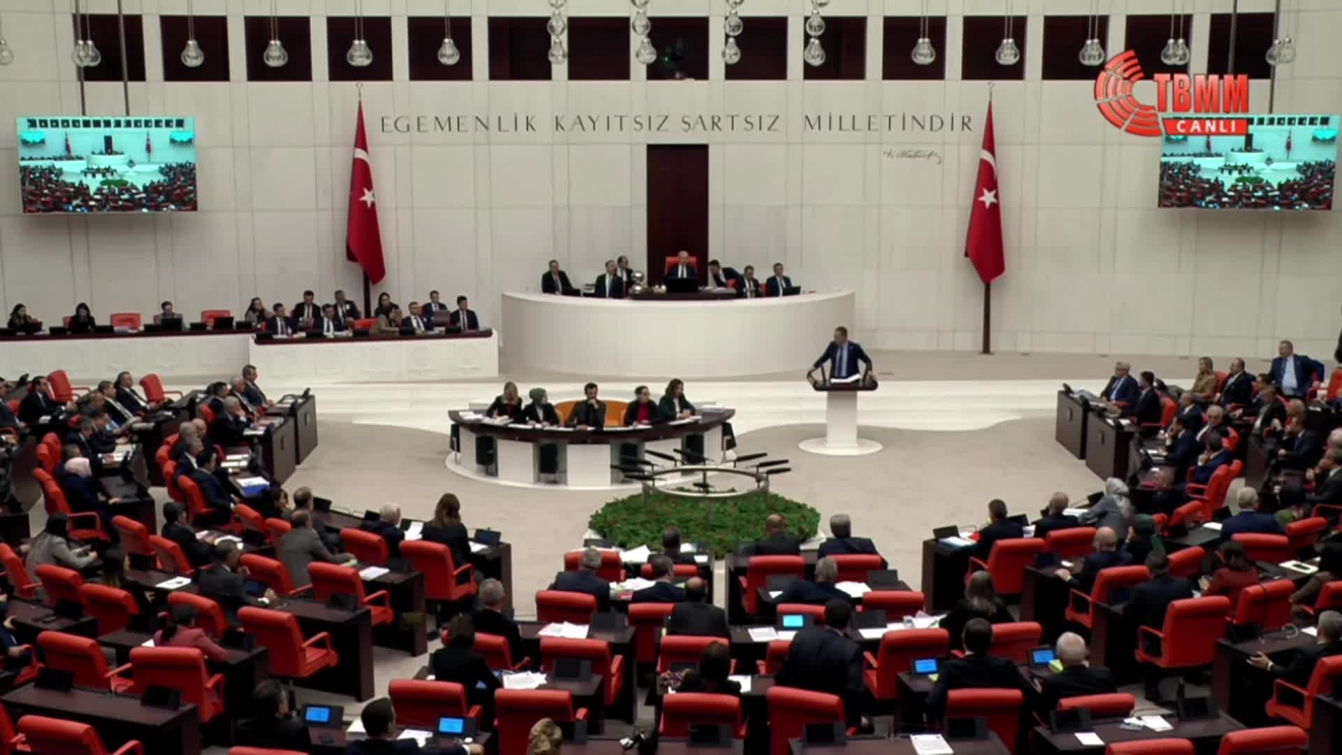 TBMM BÜTÇE GÖRÜŞMELERİ... BAŞARIR'DAN AKP'YE CAN ATALAY TEPKİSİ: "HALA BİR MİLLETVEKİLİ TUTUKLU. 80'DE EVREN PAŞA YAPIYORDU ŞİMDİ SİZ YAPIYORSUNUZ, HİÇBİR FARKINIZ YOK"