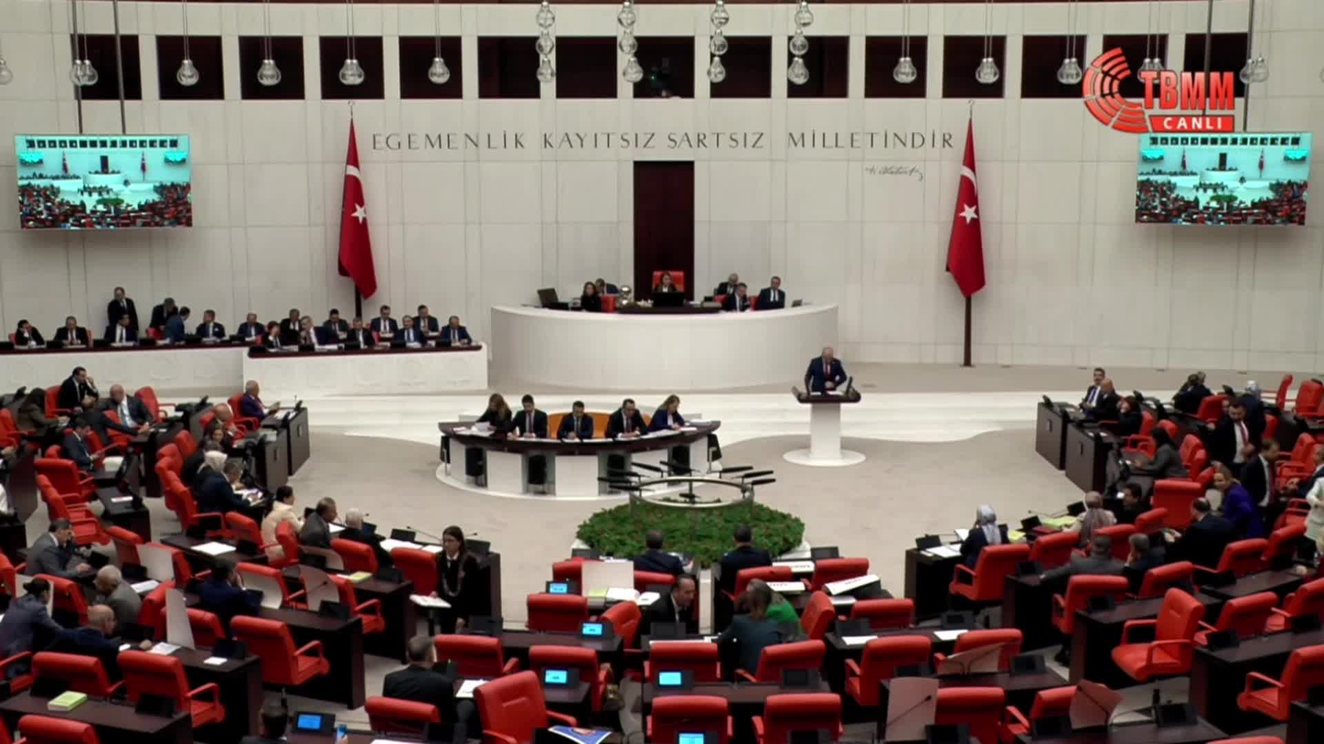 TBMM BÜTÇE GÖRÜŞMELERİ... MUSTAFA KAYA: "TÜRKİYE'NİN EN BÜYÜK ŞİRKETLERİNİ BARINDIRAN VARLIK FONU'NUN SAYIŞTAY TARAFINDAN DENETLENEMEMESİ GERÇEKTEN AKIL ALIR GİBİ DEĞİLDİR"