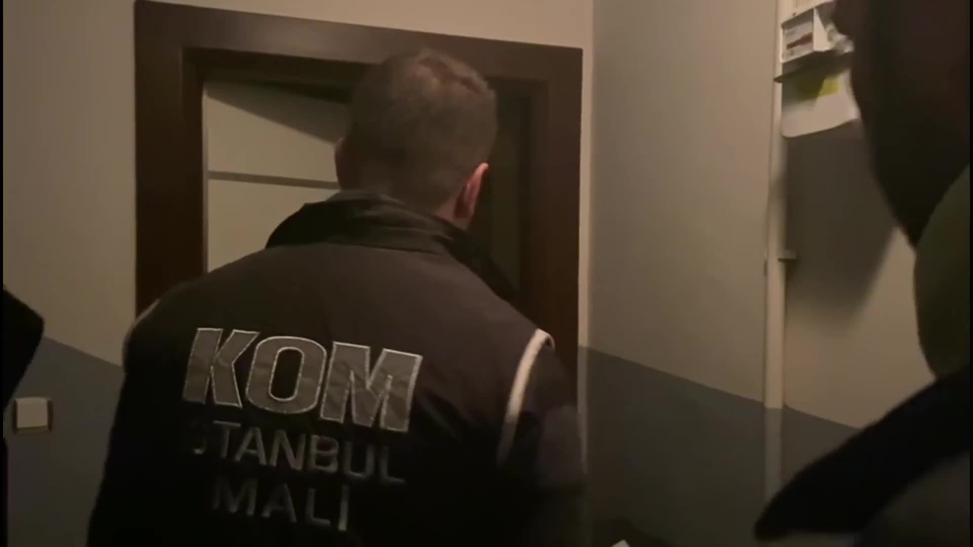 İSTANBUL VE AĞRI'DA TEFECİ OPRASYONU: 8 GÖZALTI