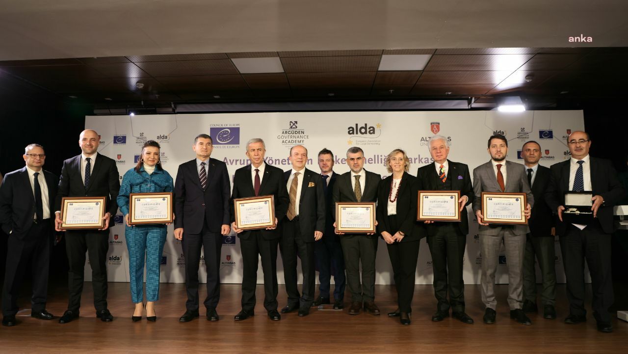ESKİŞEHİR BÜYÜKŞEHİR’E AVRUPA YÖNETİŞİM MÜKEMMELLİĞİ MARKASI ÖDÜLÜ