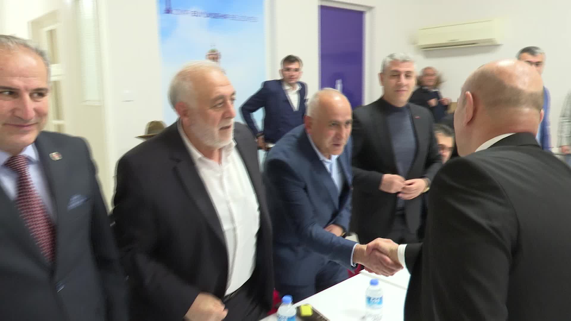 İZMİR BÜYÜKŞEHİR BELEDİYE BAŞKANI TUNÇ SOYER, İZMİR'DEKİ ERZURUMLULARLA BULUŞTU