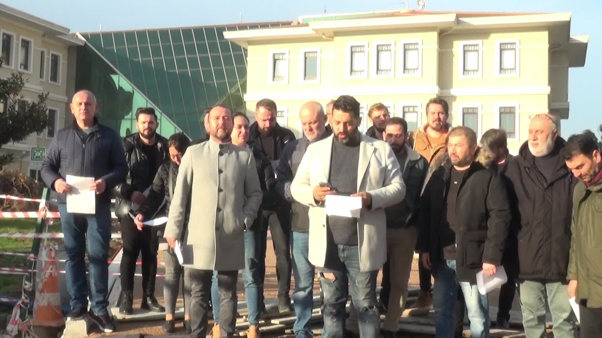 BURSA FOTOĞRAFÇILAR ODASI ÜYELERİ OSMANGAZİ BELEDİYESİ’NİN FOTOĞRAF-GÖRÜNTÜ İHALESİNİ PROTESTO ETTİ, İHALE İPTAL EDİLDİ