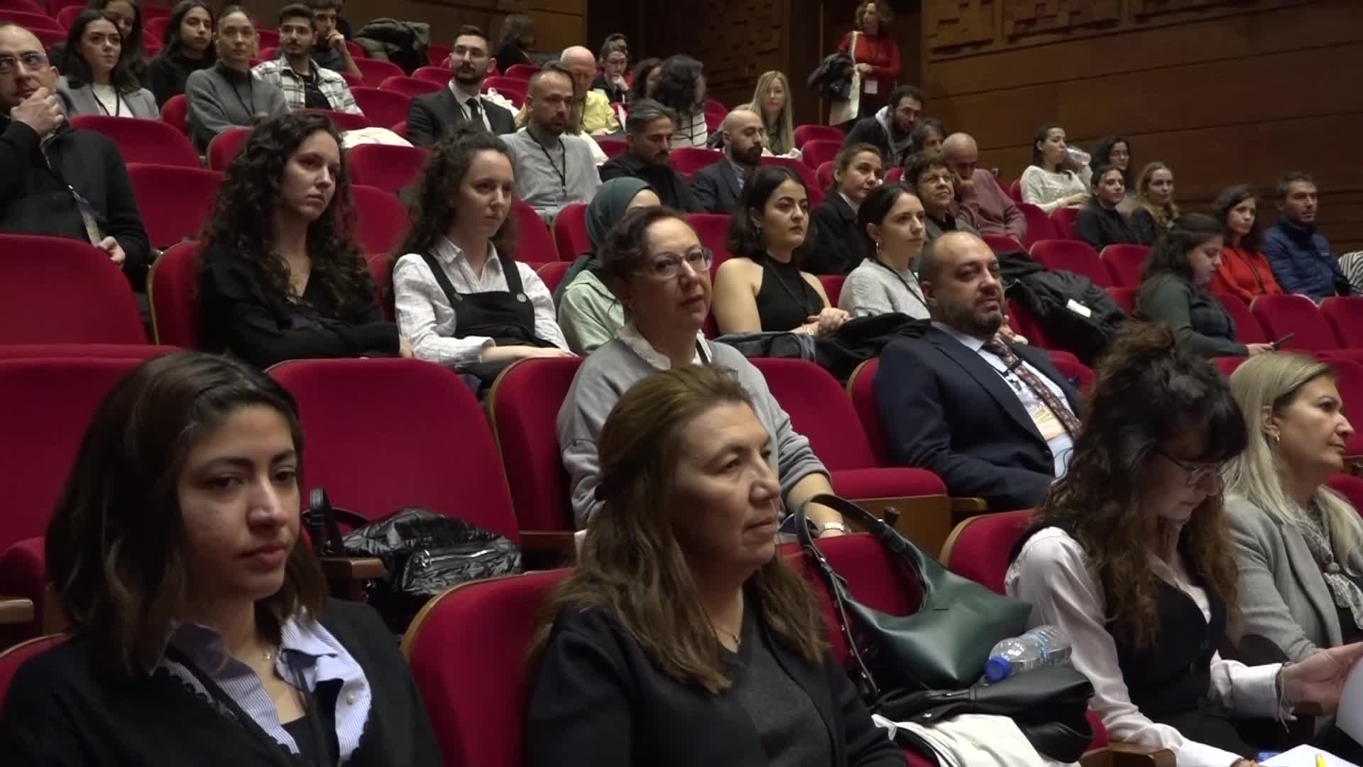 AFET TEMASIYLA DÜZENLENEN 9. KENTSEL VE BÖLGESEL ARAŞTIRMALAR AĞI SEMPOZYUMU BAŞLADI... SOYER: CESUR ADIMLAR ATMALIYIZ