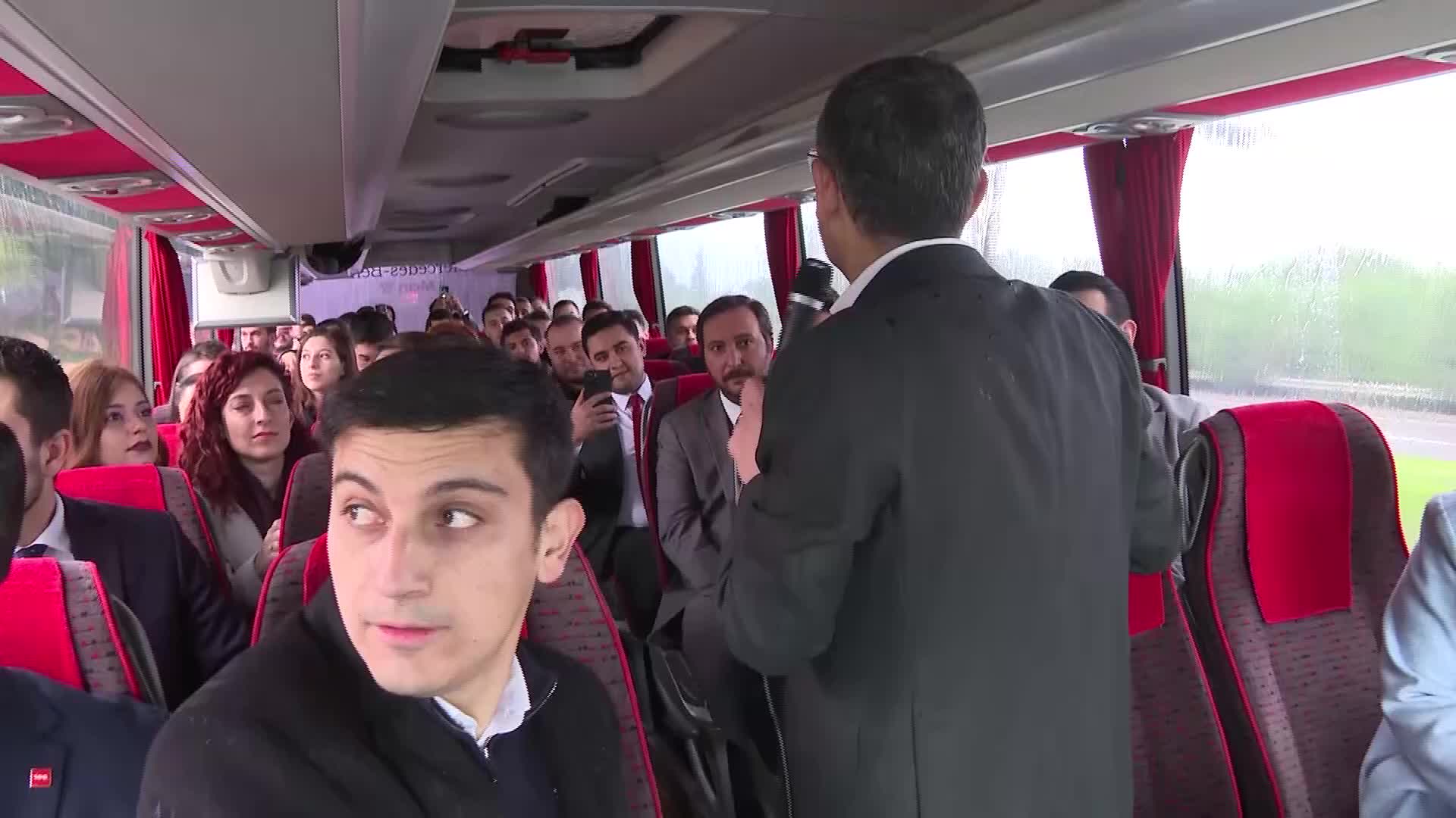 ÖZGÜR ÖZEL, CHP GENÇLİK KOLLARI İL BAŞKANLARI İLE MANİSA’NIN TARİHİ VE TURİSTİK BÖLGELERİNİ GEZDİ: "BU ÜLKEYİ CUMHURİYET'İN BÜTÜN DEĞERLERİNE SAHİP ÇIKARAK DÜNYANIN EN İLERİ ÜLKESİ YAPMAK İSTİYORUZ"