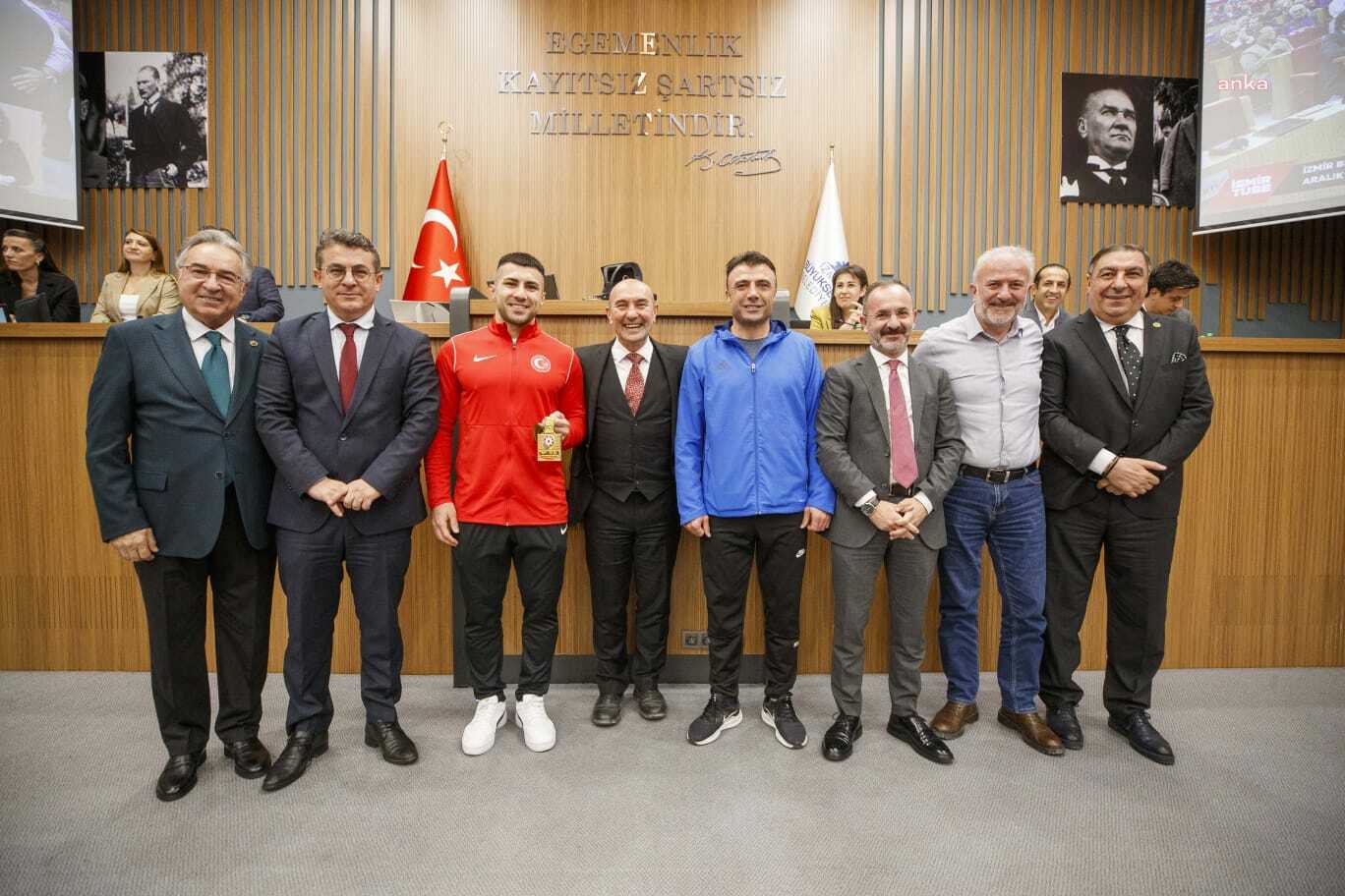 KEMERALTI ESNAFINDAN 2024'TE KATI ATIK BEDELİ ALINMAYACAK