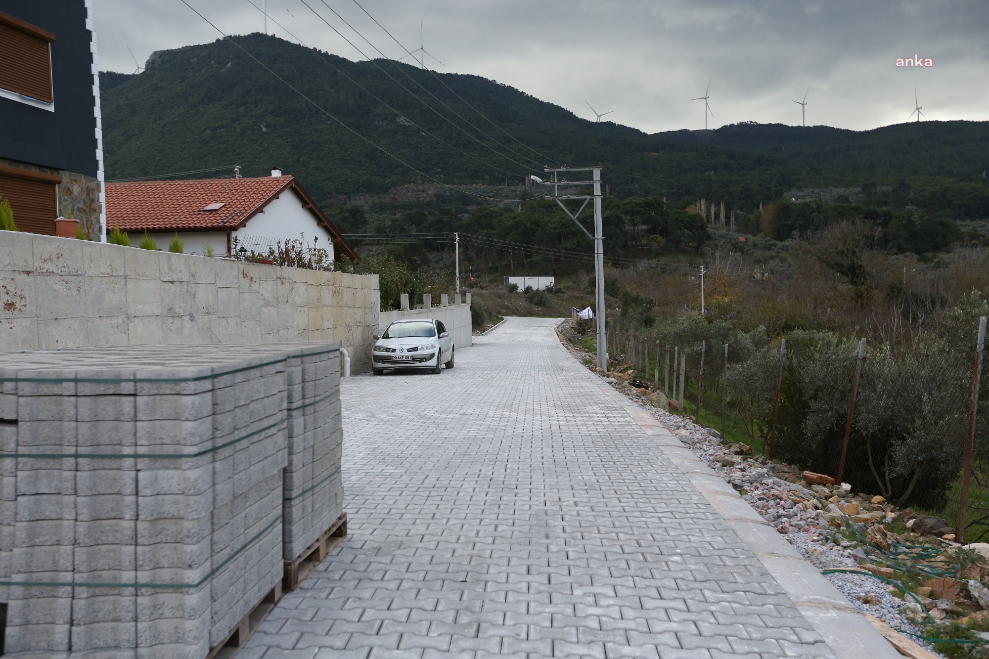 EFES SELÇUK GÖKÇEALAN’DA 10 BİN METREKARE YOL YAPILACAK