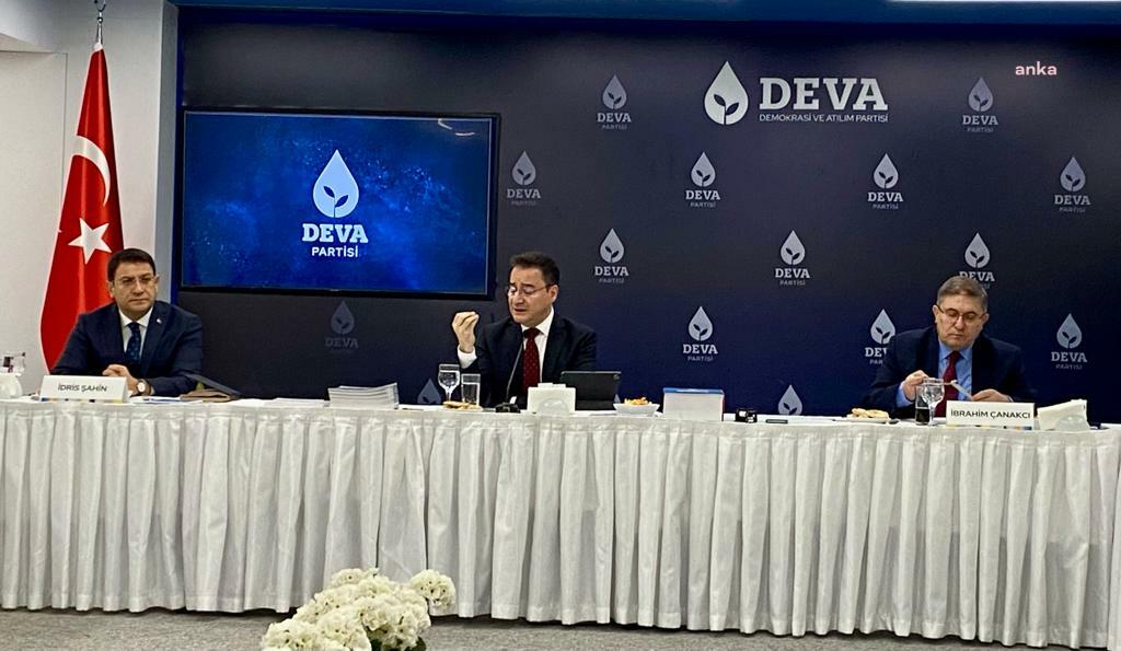 BABACAN'DAN ERDOĞAN'A ENFLASYON ELEŞTİRİSİ: "SAYIN ERDOĞAN'IN ÖNCE ÇIKIP BİR YÜZLEŞMESİ LAZIM"