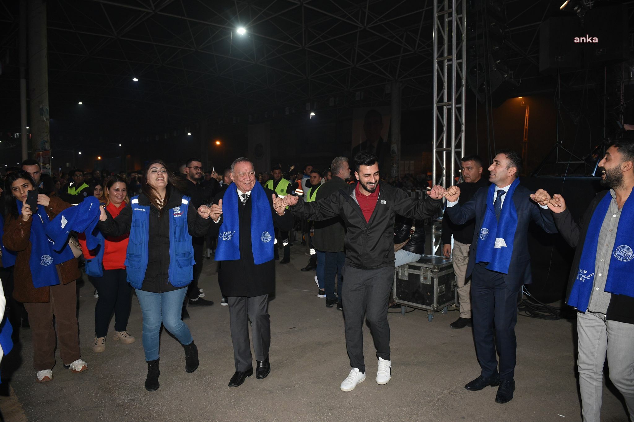 SEYHAN BELEDİYE BAŞKANI AKAY’DAN ŞAKİRPAŞA’YA İKİ MÜJDE