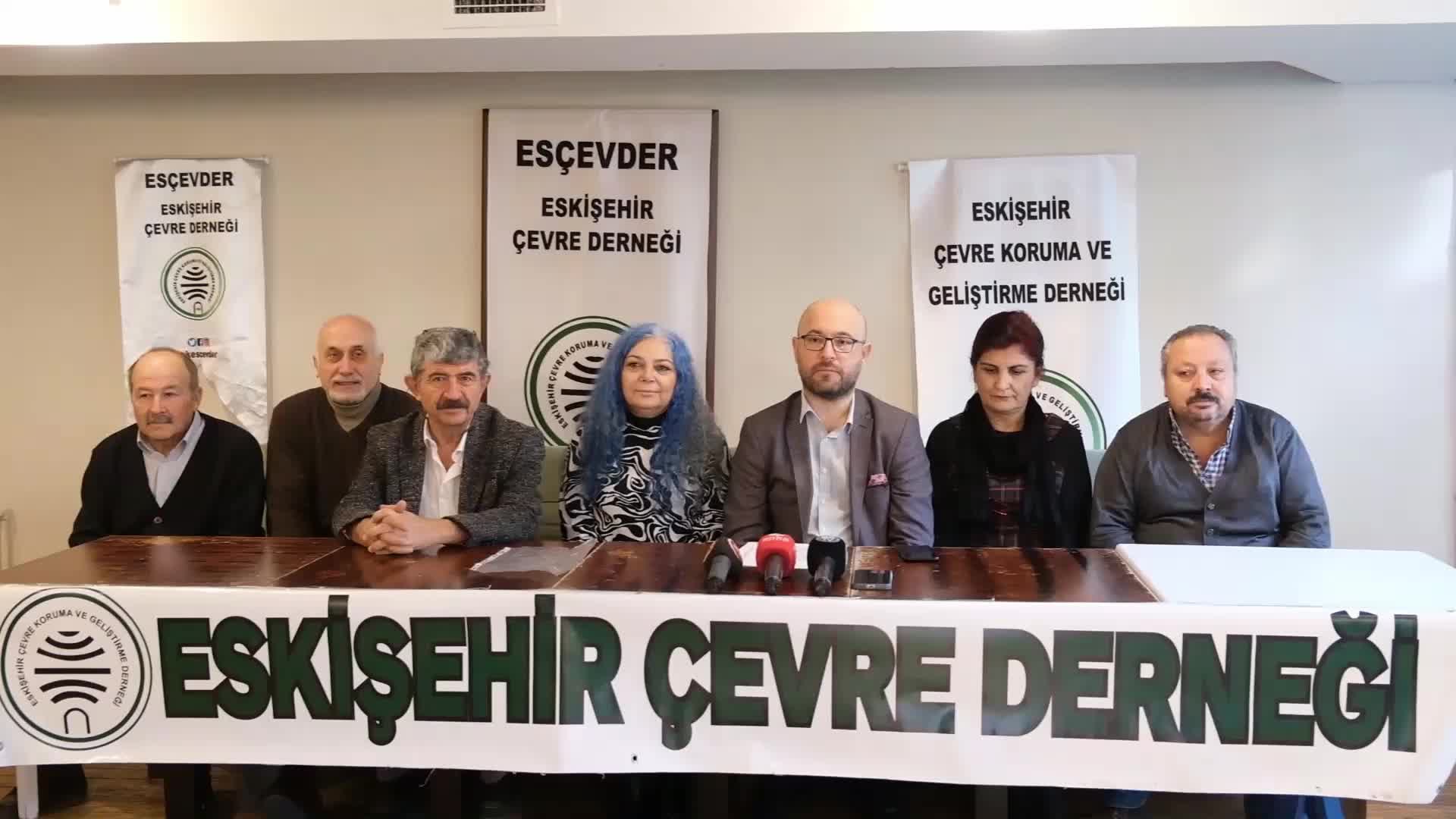 ESKİŞEHİR ÇEVRE KORUMA VE GELİŞTİRME DERNEĞİ: "ESKİŞEHİR SARICAKAYA VADİSİ SİYANÜRLÜ ALTIN ÇIKARMA SEVDASI YÜZÜNDEN YOK OLACAK"