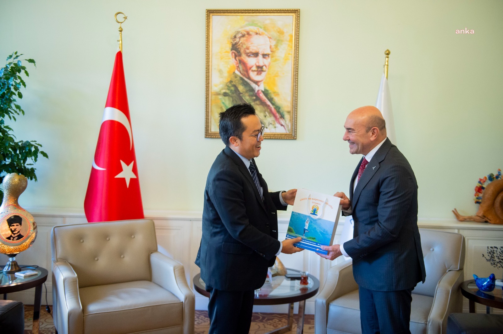 HİNDİSTAN İLE İZMİR BÜYÜKŞEHİR BELEDİYESİ ARASINDAKİ YENİ İŞBİRLİKLERİ MASAYA YATIRILDI