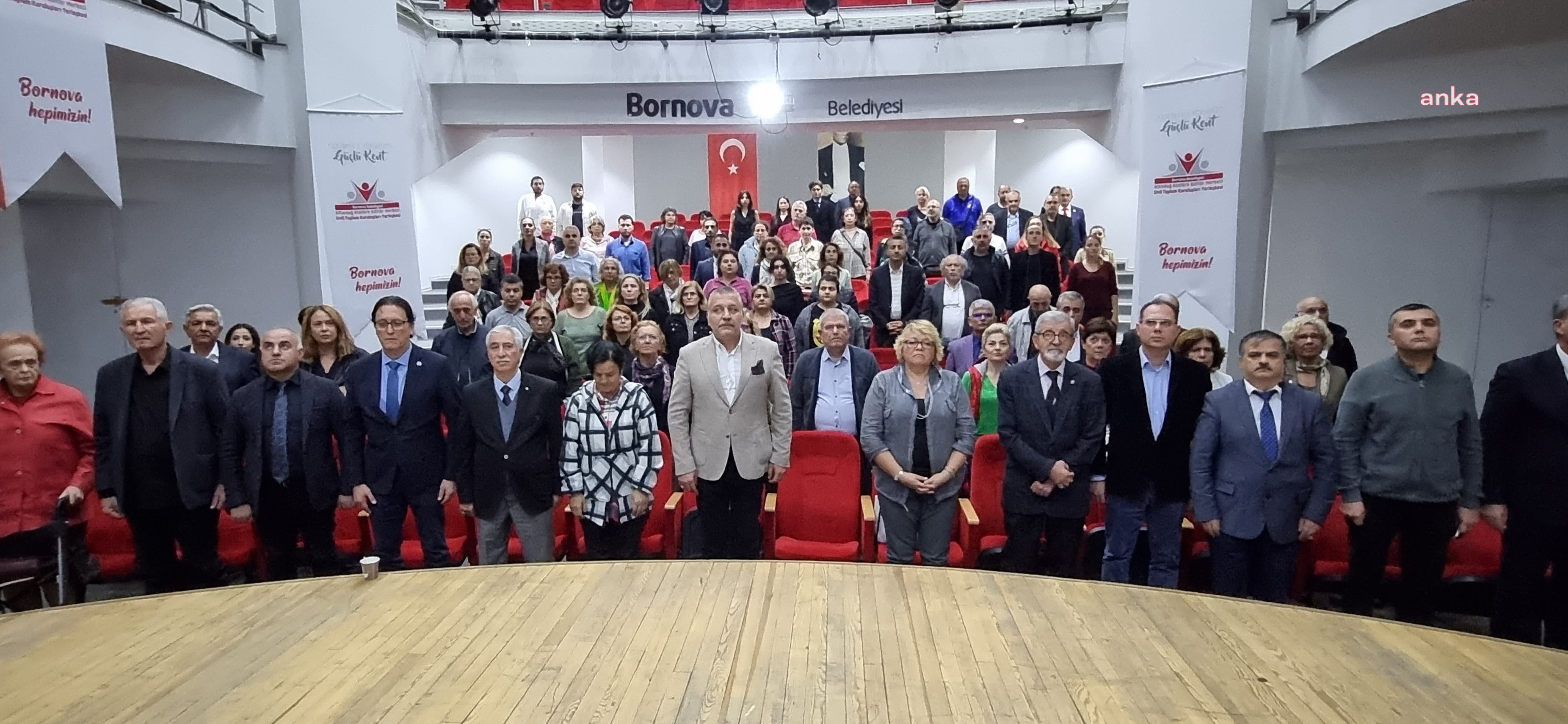 BORNOVA BELEDİYESİ’NDEN ETKİN DERNEK YÖNETİMİ EĞİTİMİ