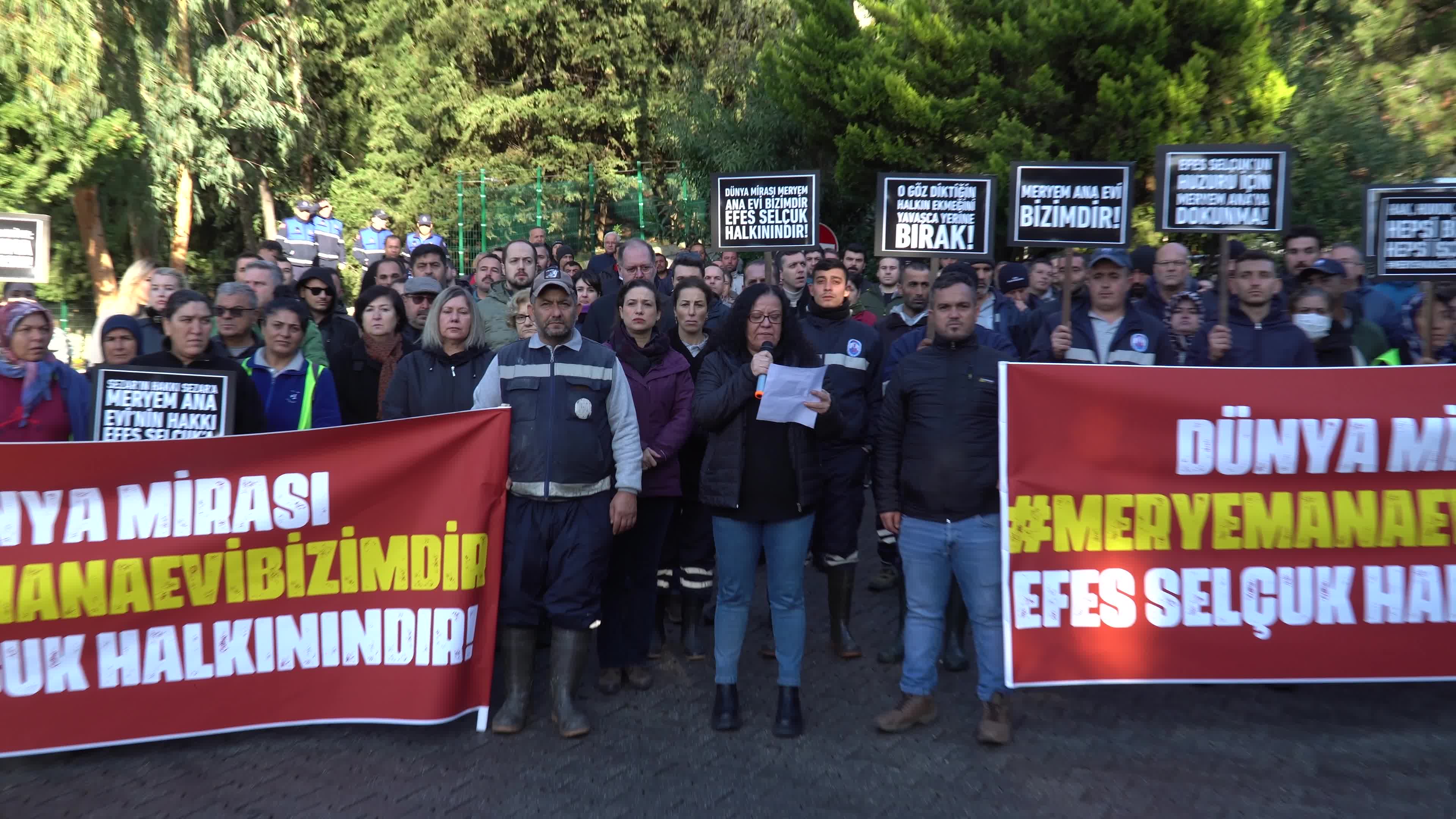 EFES SELÇUKLU İŞÇİLER: "GELECEĞİMİZ İÇİN BURADAYIZ, HAKLARIMIZDAN VAZGEÇMİYORUZ"