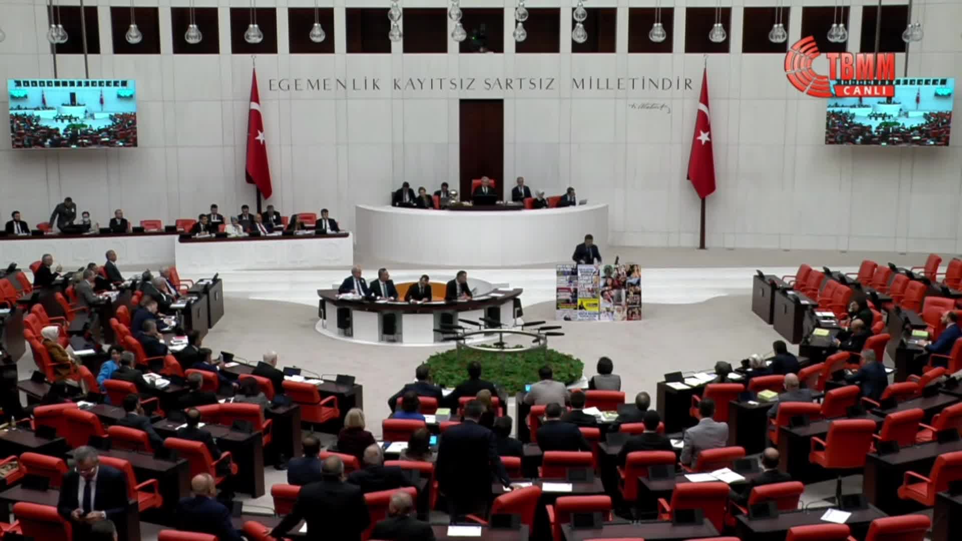 TBMM'DE BÜTÇE GÖRÜŞMELERİ... VELİ AĞBABA: “DİNDAR NESİL YETİŞTİRECEĞİM DİYE DOLANDIRICI, NAMUSSUZ İNSANLARI MEMLEKETİN BAŞINA BELA ETTİNİZ”