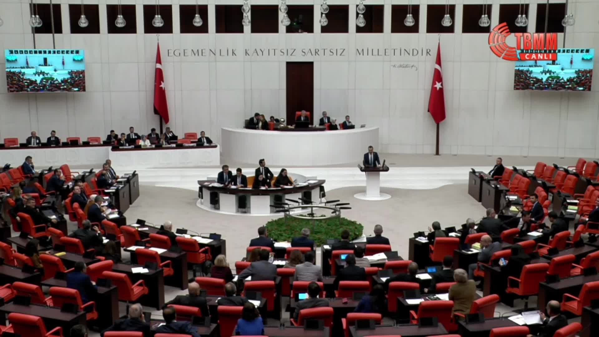 TBMM'DE BÜTÇE GÖRÜŞMELERİ... BEKİR BAŞEVİRGEN: “BU SEÇİM HALKIN YANINDA OLANLARLA, HALKA RAĞMEN BU BÜTÇEYİ SAVUNANLAR ARASINDA OLACAK”