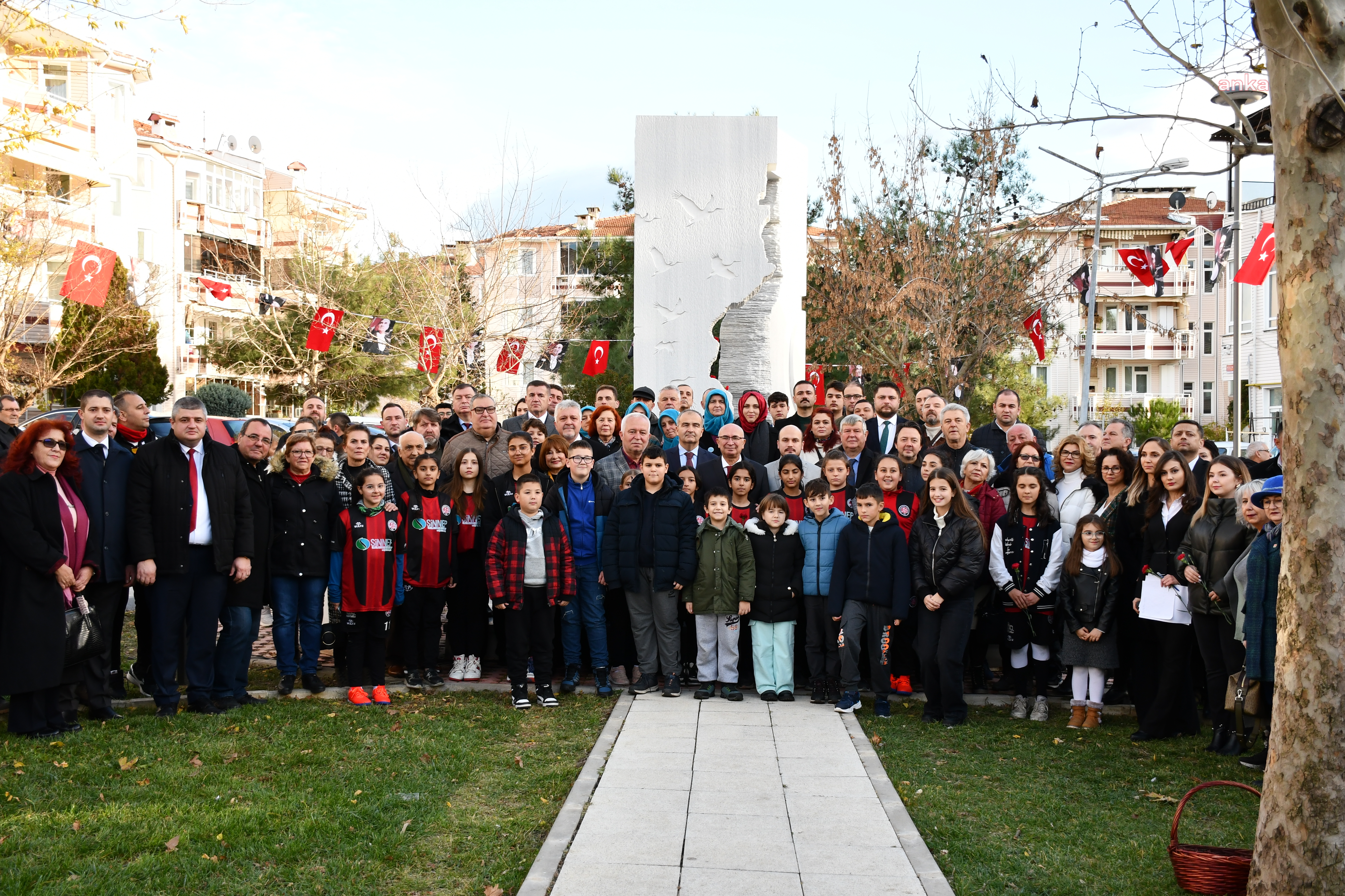 TÜRKAN BEBEK VE TÜM SOYDAŞLAR, LÜLEBURGAZ'DA ANILDI