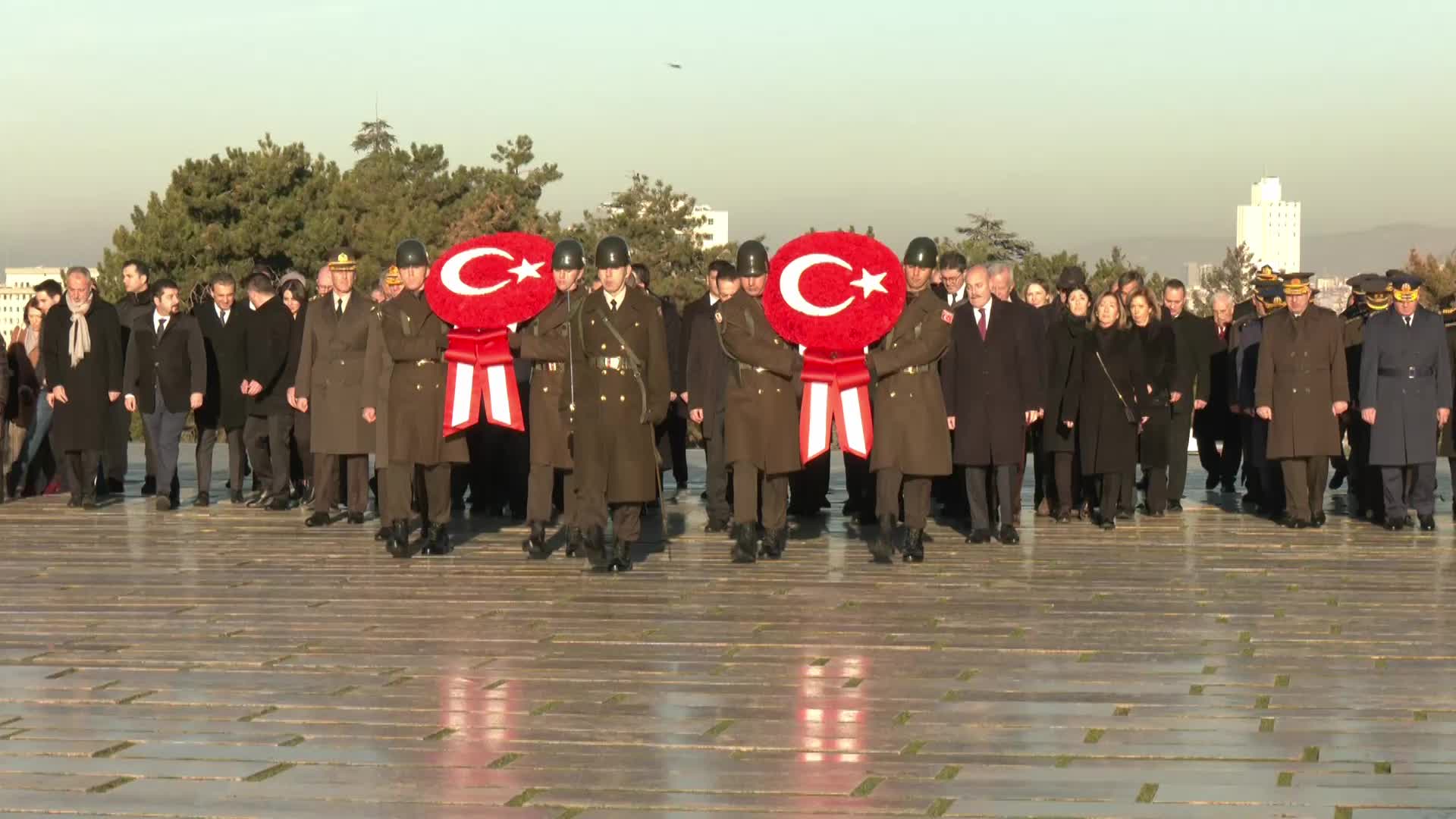 İSMET İNÖNÜ, VEFATININ 50. YILINDA ANITKABİR'DE DÜZENLENEN TÖRENLE ANILDI