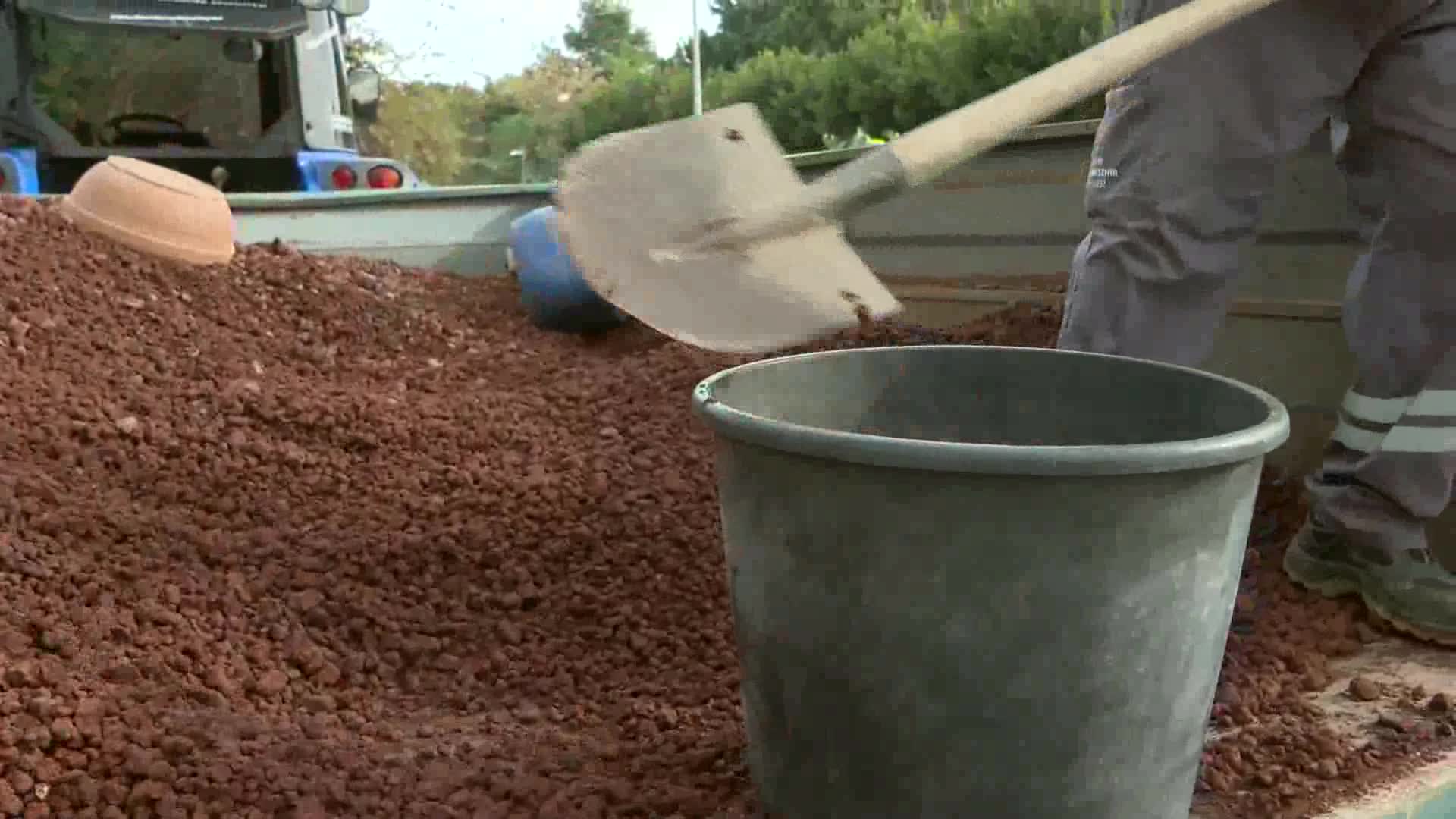 ANTALYA BÜYÜKŞEHİR BELEDİYESİ ŞEHRİ RENKLENDİRİYOR