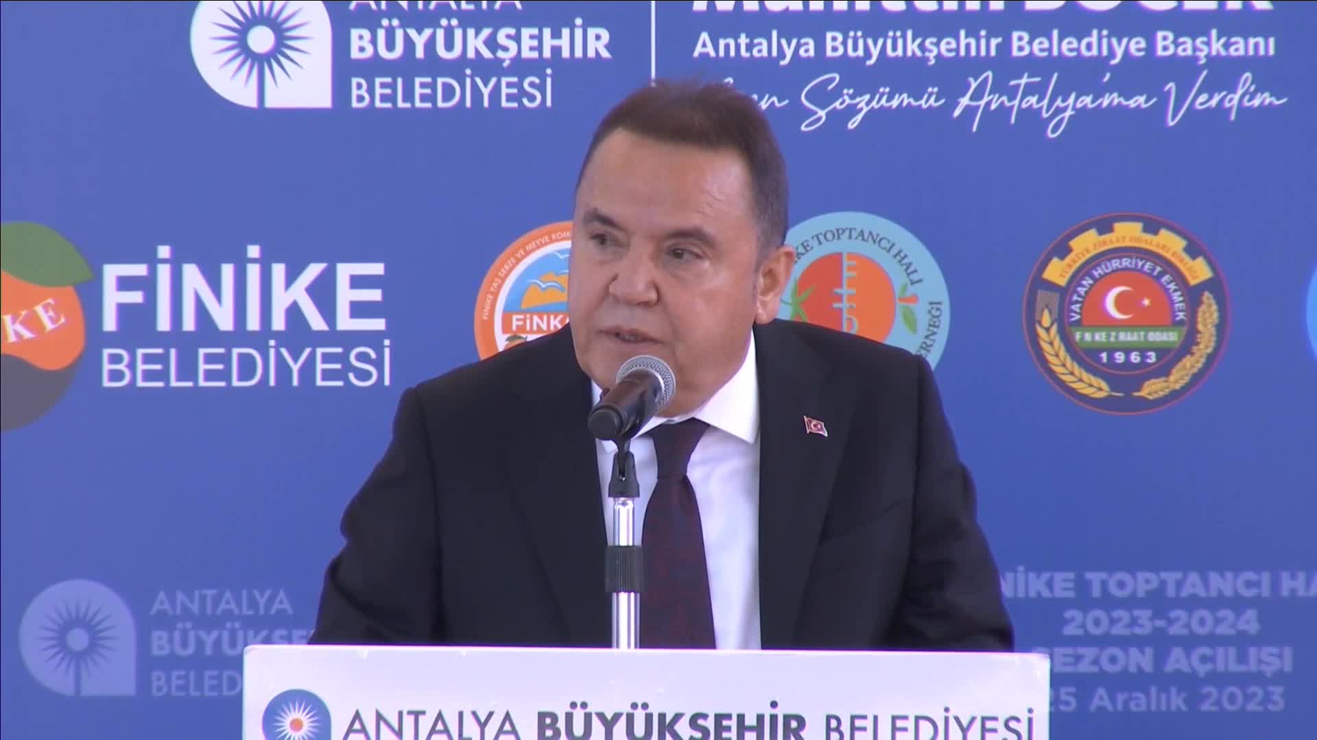 MUHİTTİN BÖCEK, FİNİKE HALİ SEZON AÇILIŞINA KATILDI