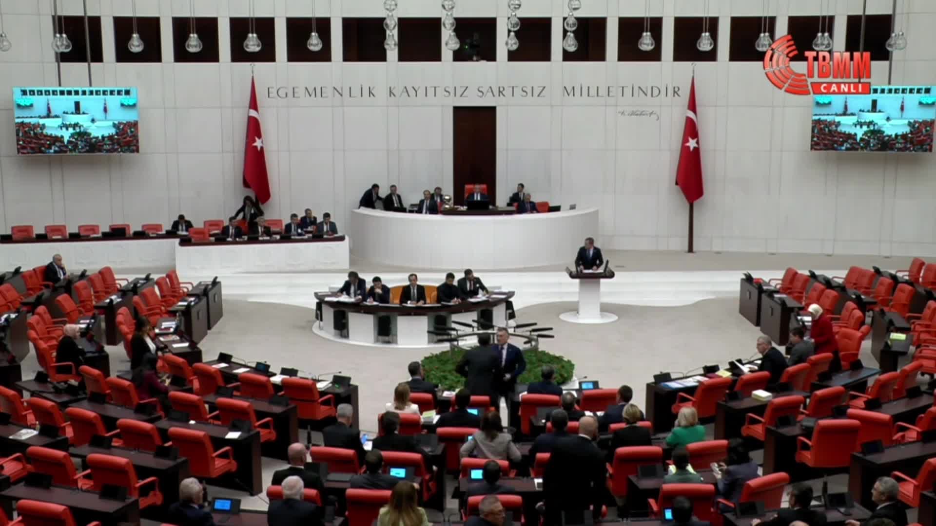 TBMM BÜTÇE GÖRÜŞMELERİ...RAHMİ AŞKIN TÜRELİ: "2023 YILINDA YAPMAK İSTEDİKLERİNİZİ ŞİMDİ, 30 YIL SONRA, 2053 YILINDA YAPACAĞINIZI SÖYLÜYORSUNUZ. BÖYLE GAYRİ CİDDİ DEVLET YÖNETİMİ OLMAZ"