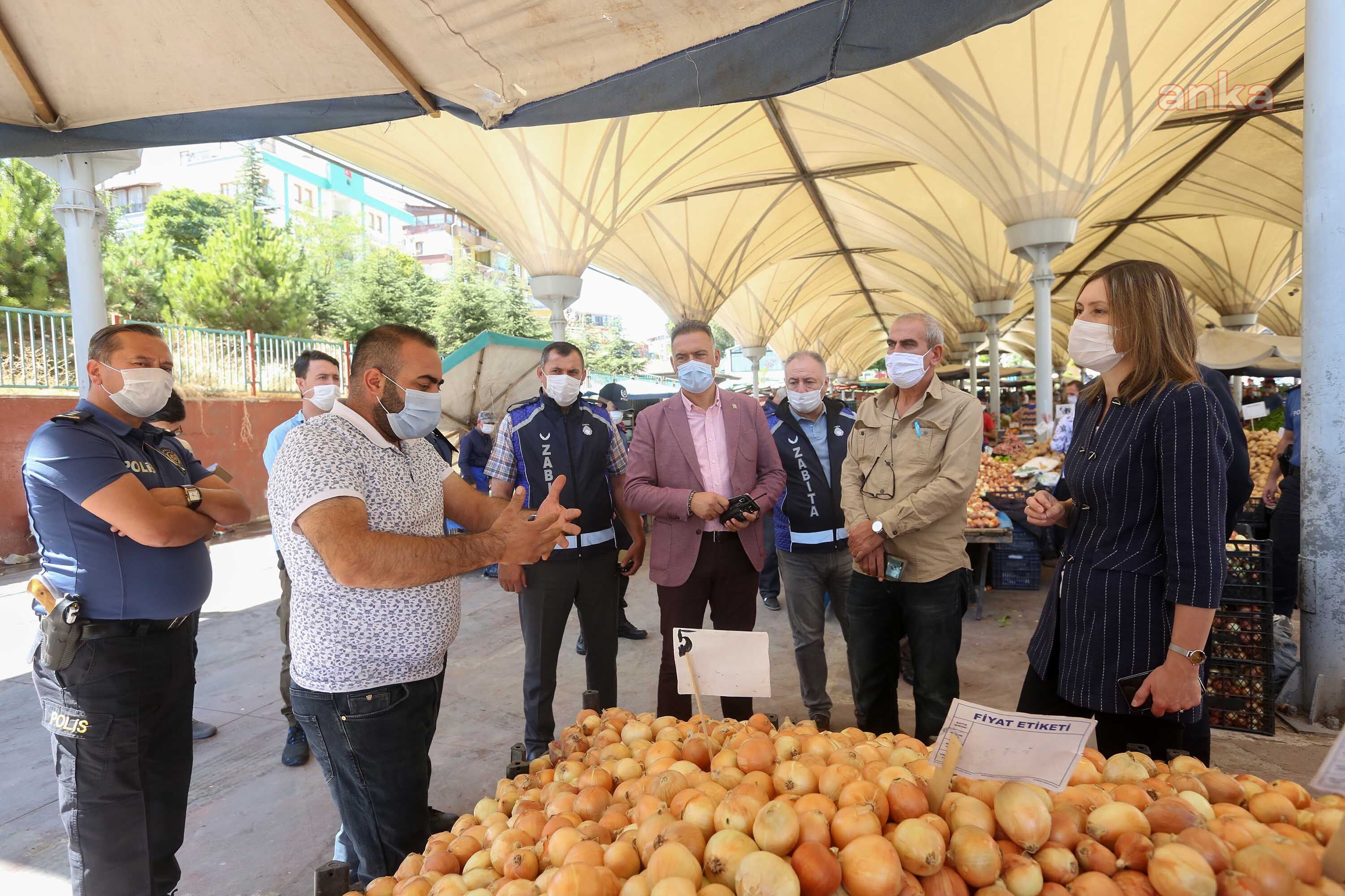 YENİMAHALLE'DE KORONAVİRÜSLE ORTAK MÜCADELE