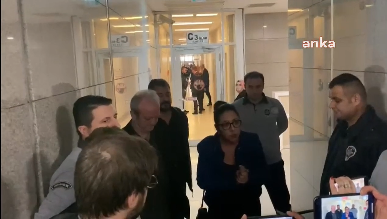 FATİH CAMİİ'NDE SALDIRIYA UĞRAYAN İMAMI HASTANEDE ZİYARET EDEN İMAMOĞLU: “I·NŞALLAH BİR DAHA BÖYLE SALDIRILARIN YAŞANMASI GÜNDEM OLMAZ ÜLKEMİZDE”