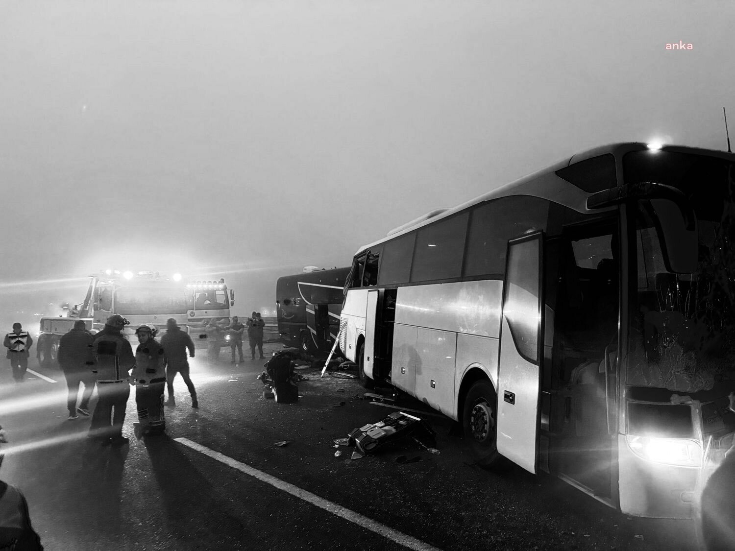 KUZEY MARMARA OTOYOLU’NDA ZİNCİRLEME TRAFİK KAZASI: 10 ÖLÜ, 59 YARALI